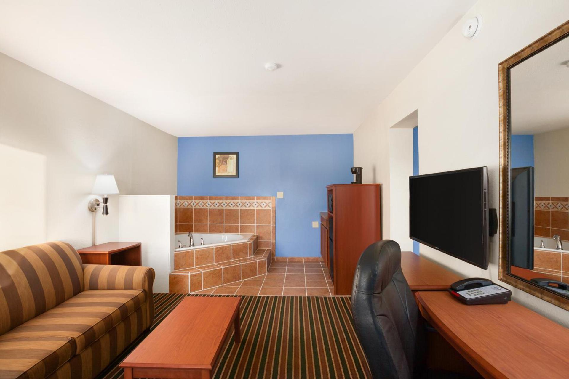 Days Inn by Wyndham Champaign/Urbana photo 23