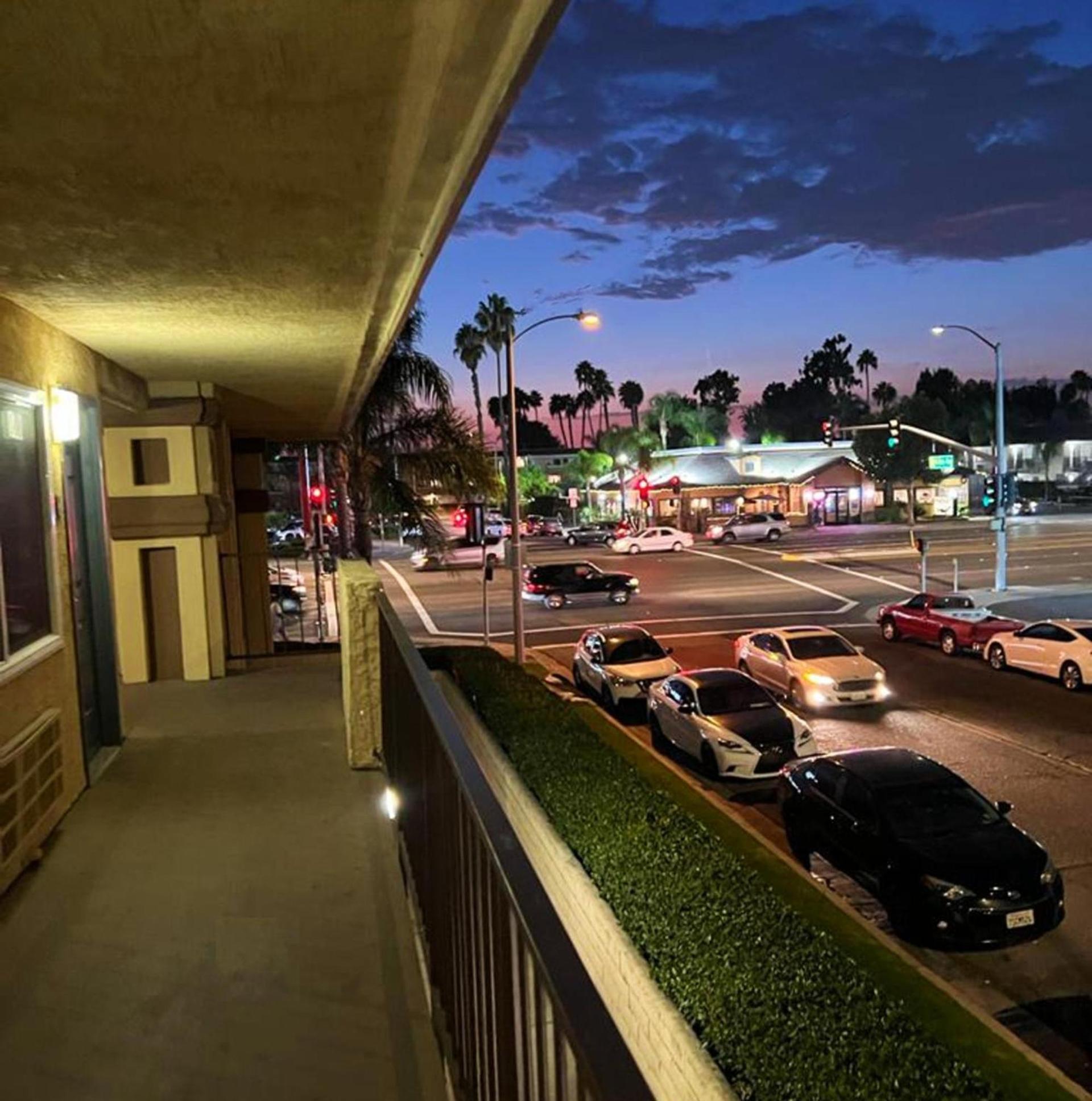 Bposhtels Anaheim photo 47