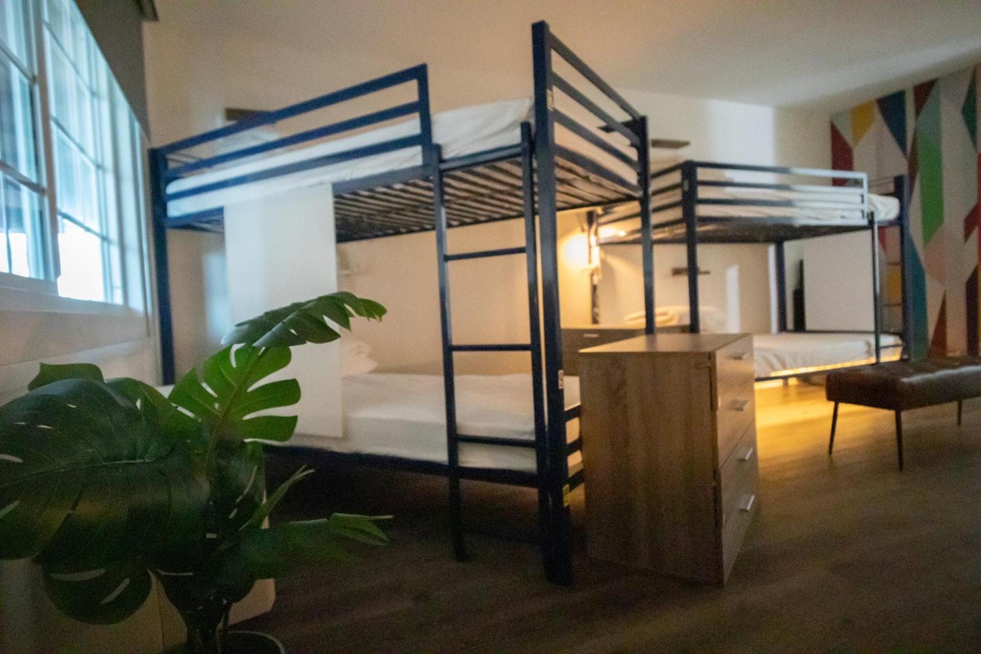 Bposhtels Anaheim photo 11