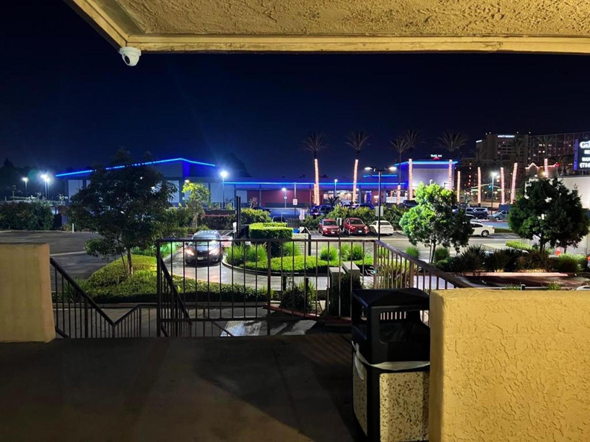 Bposhtels Anaheim photo 48