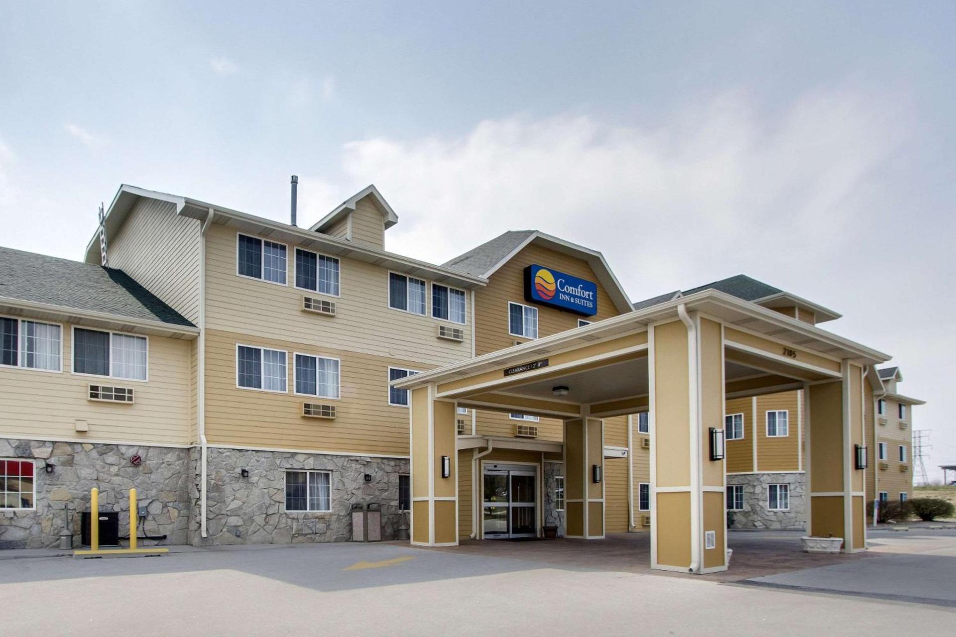 Comfort Inn & Suites Bellevue - Omaha Offutt AFB — hotel in Bellevue
