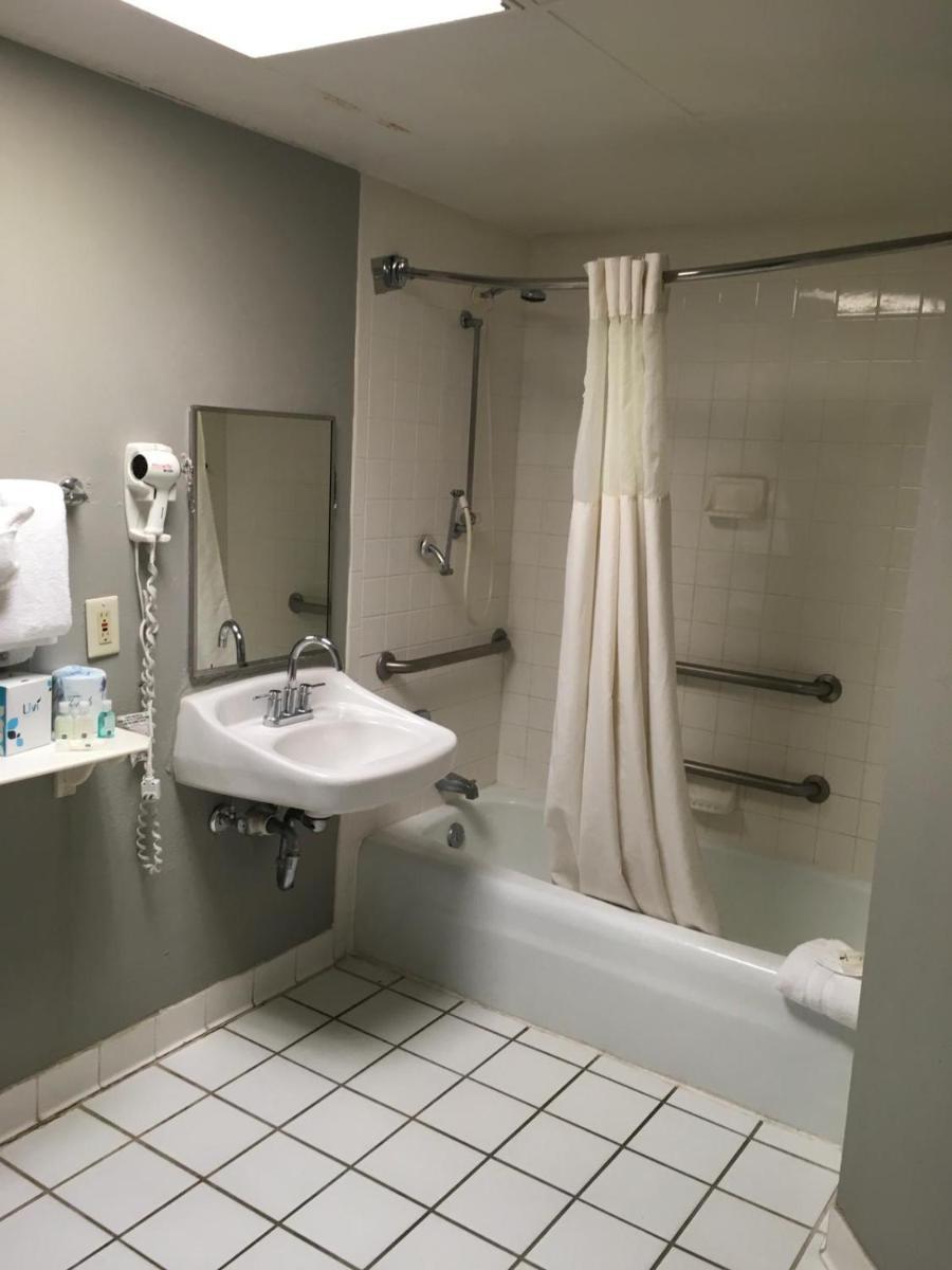 Quality Inn & Suites Orlando / Winter Park photo 13