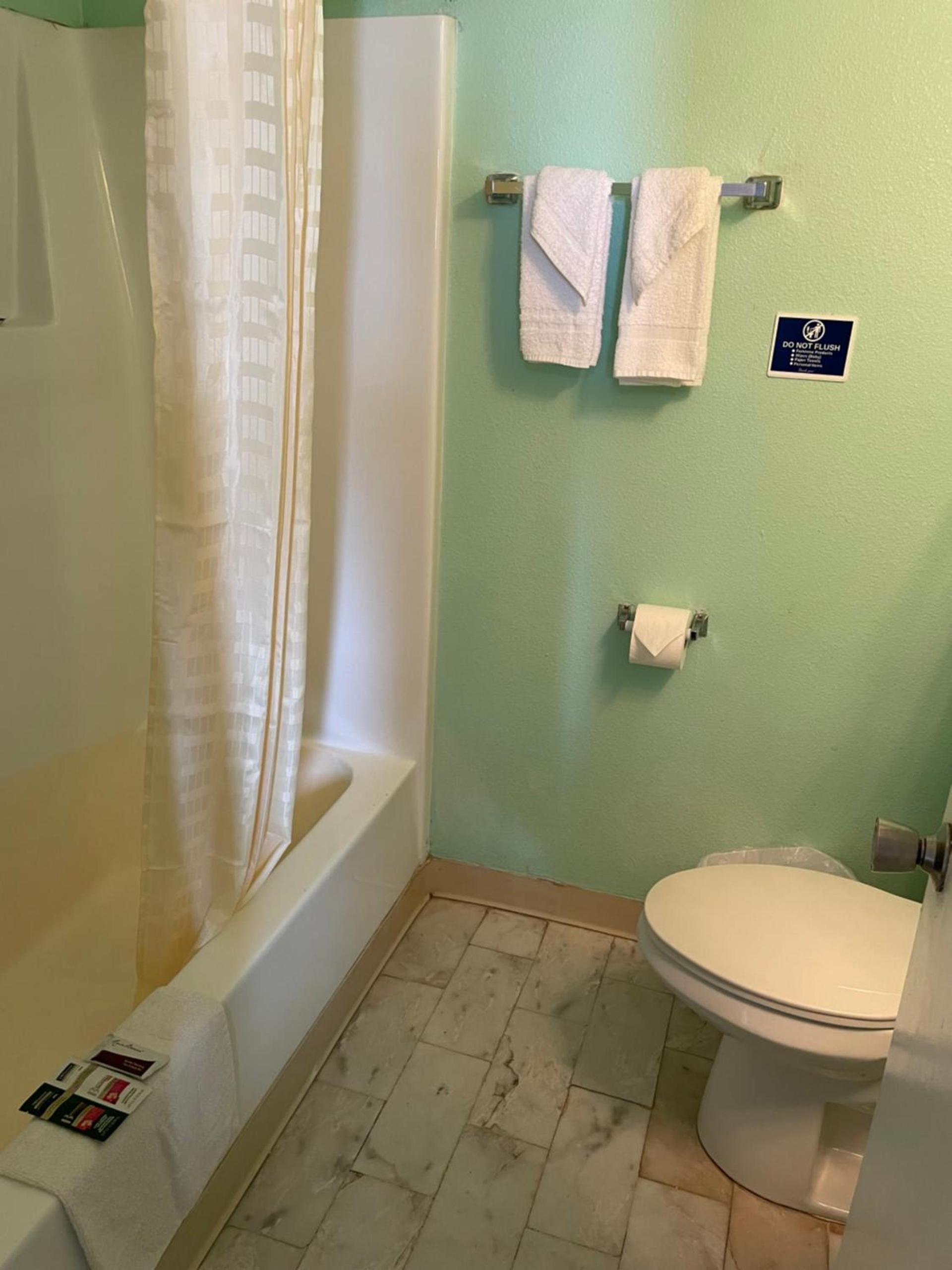Southwind Inn photo 46