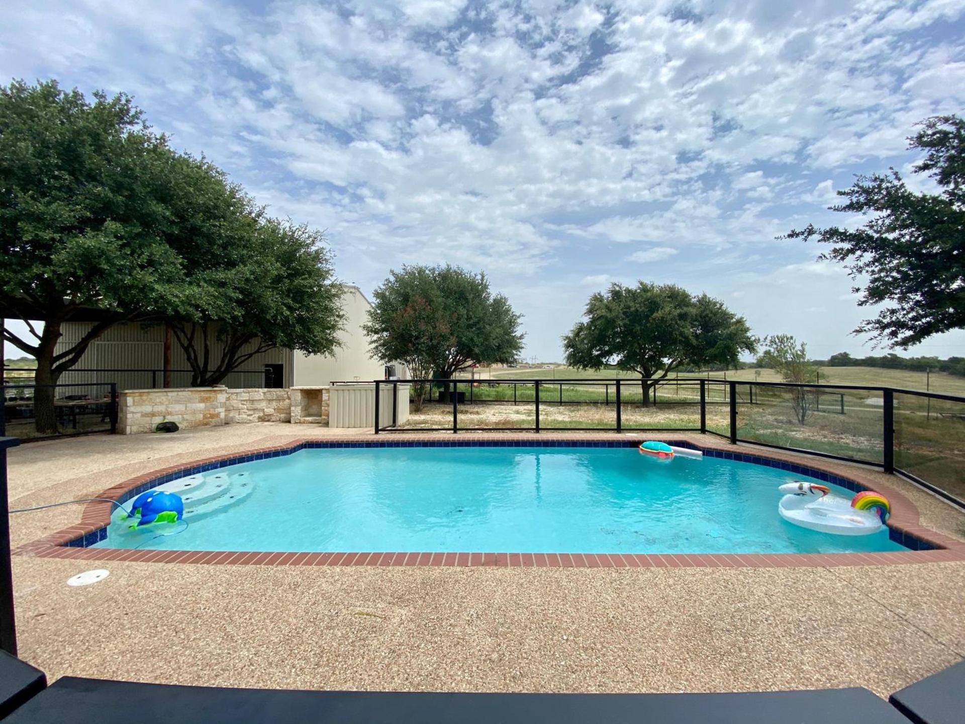 Blue Hills Ranch photo 2