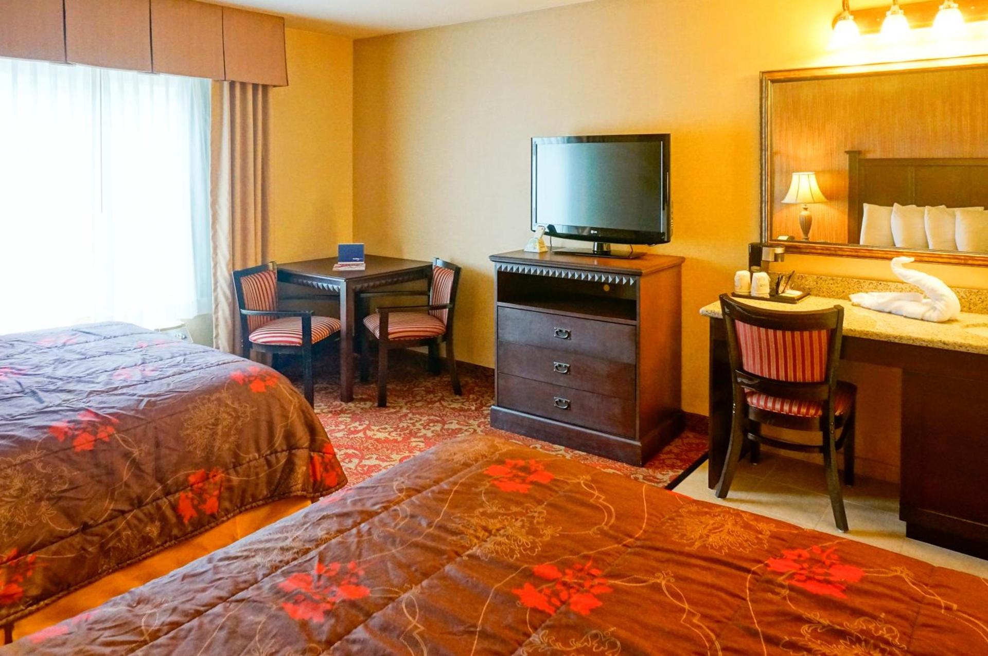 Castle Inn and Suites Anaheim photo 31