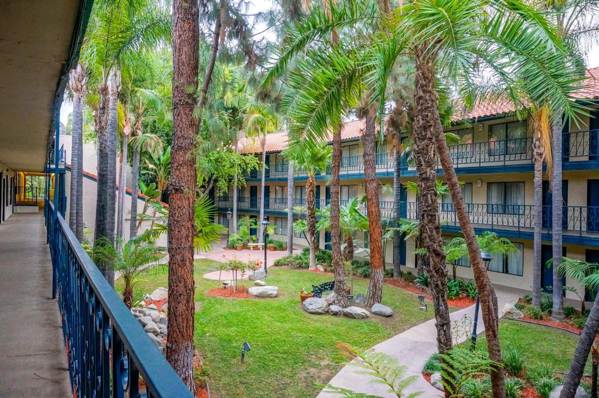 Vanllee Hotel photo 62