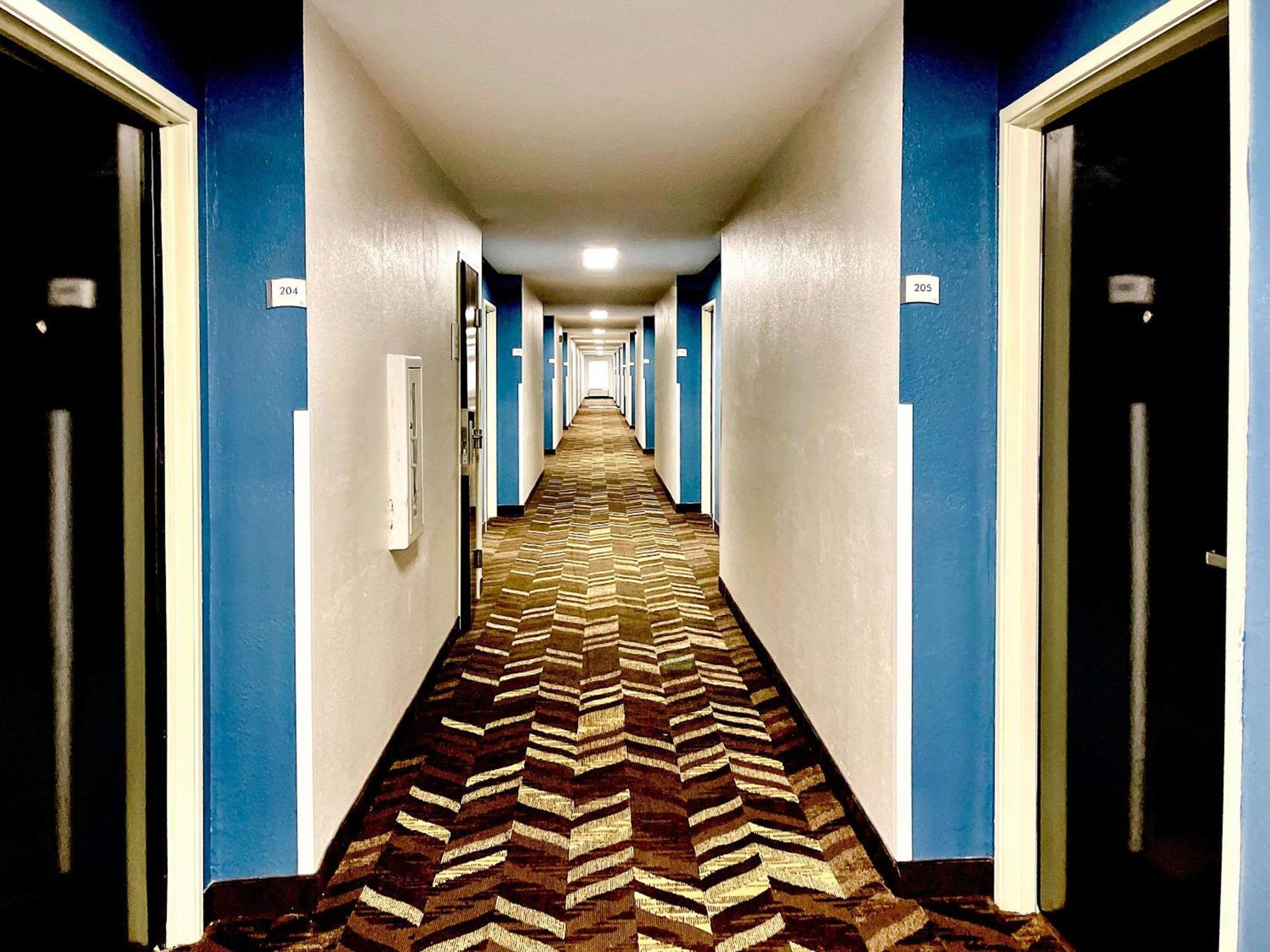 Quality Inn & Suites Clemmons I-40 photo 13