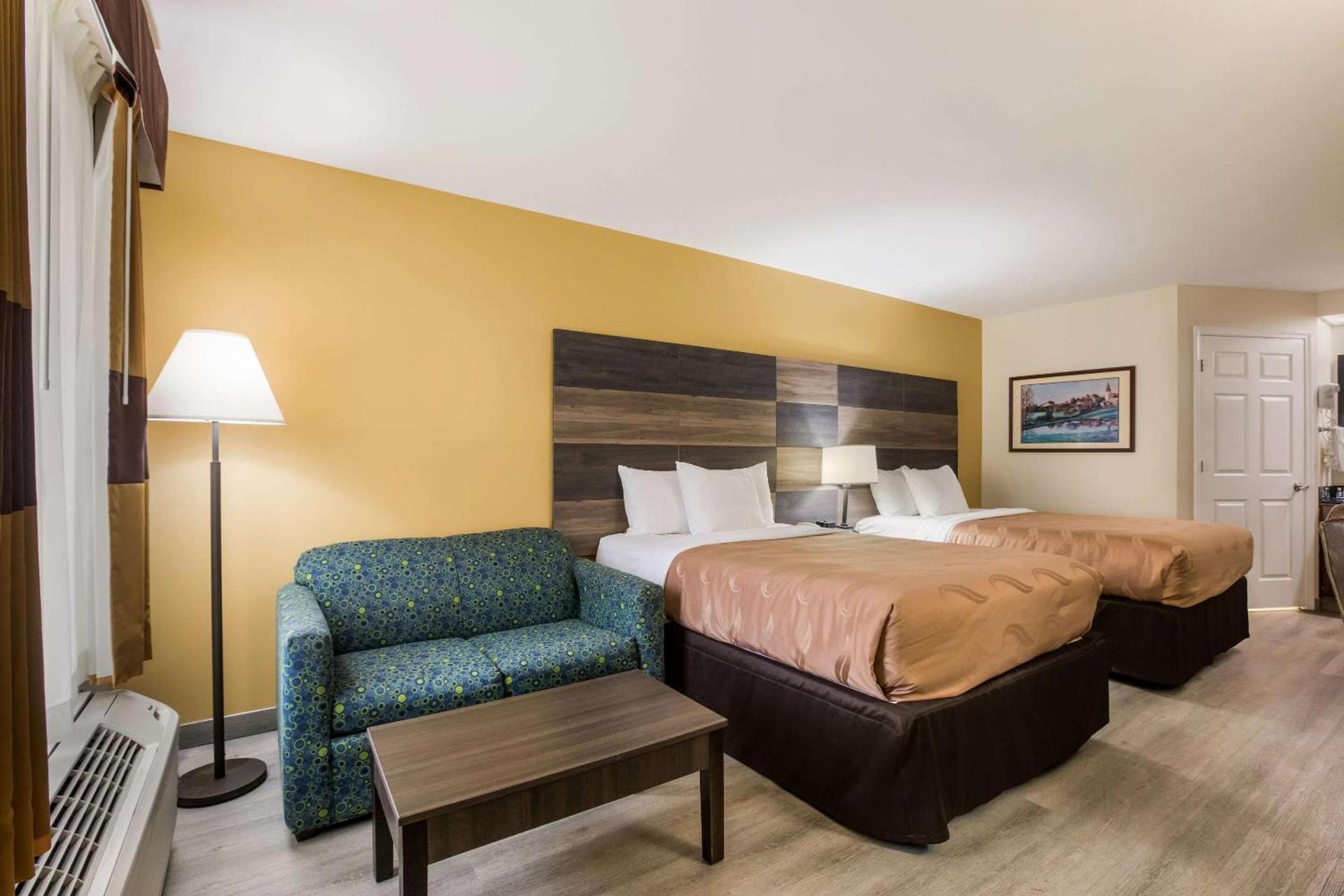 Quality Inn & Suites Greensboro near Lake Oconee photo 19