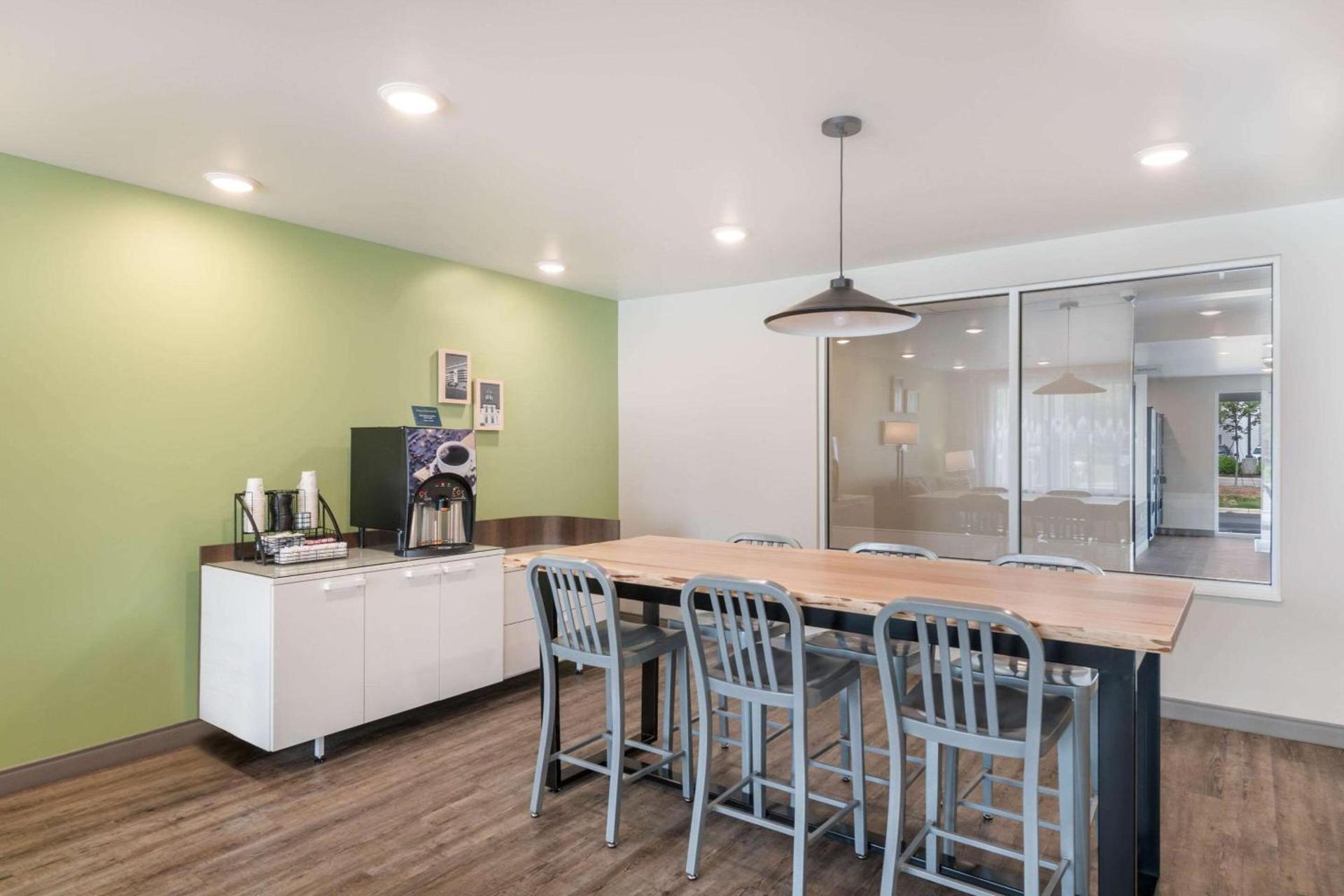 WoodSpring Suites Concord-Charlotte Speedway photo 3