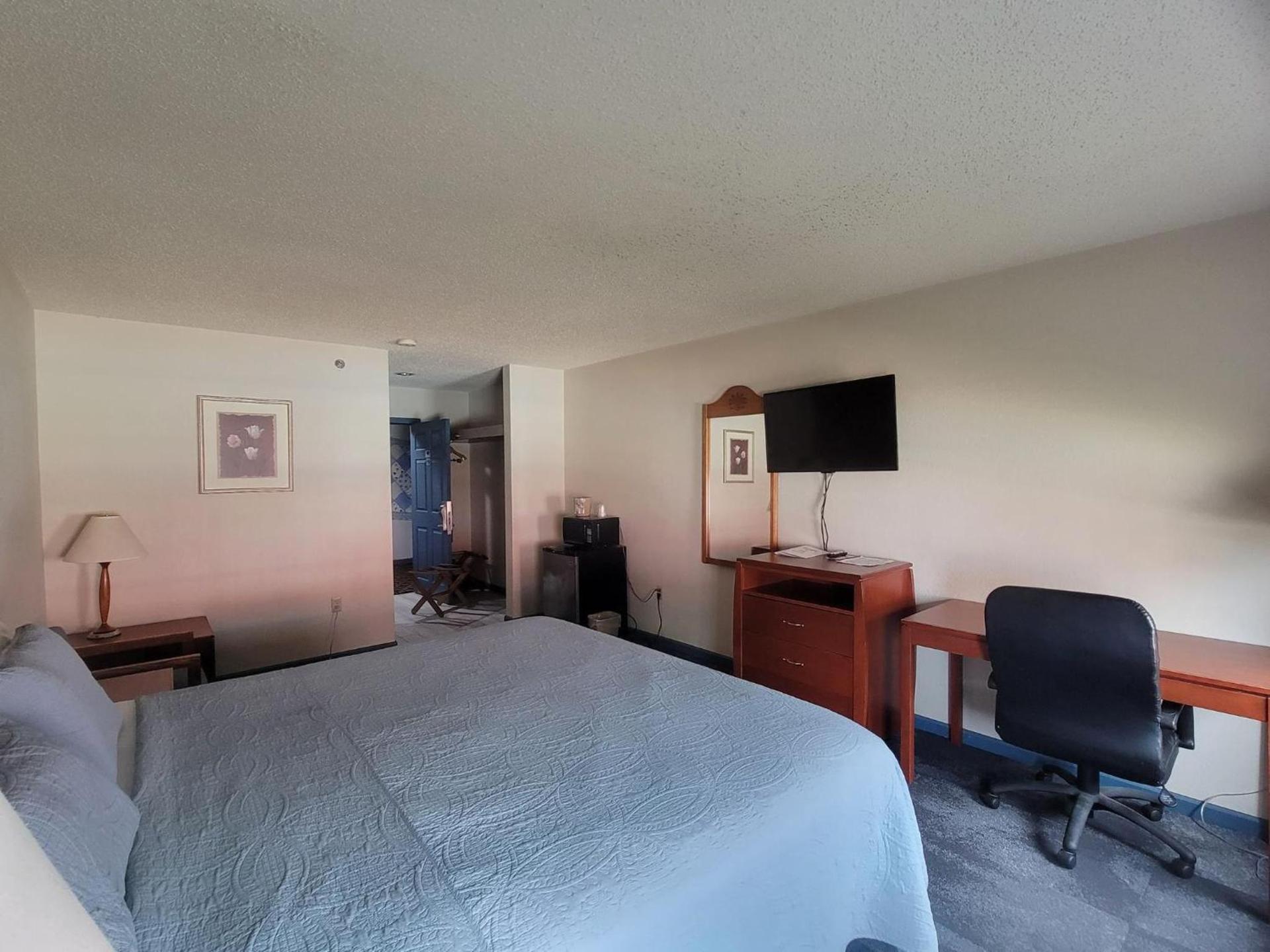 CountrySide Inn photo 11