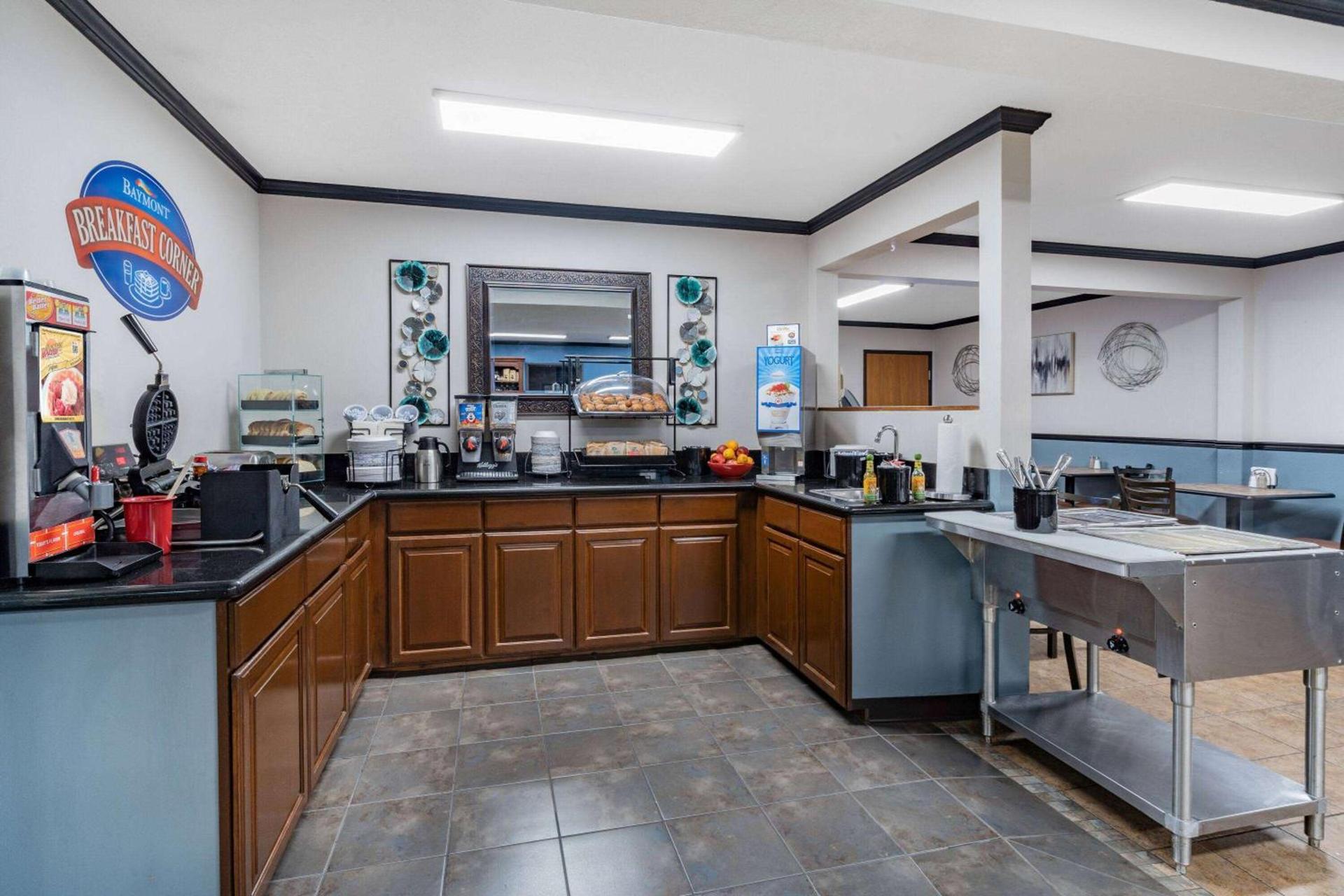Baymont by Wyndham Bozeman photo 33