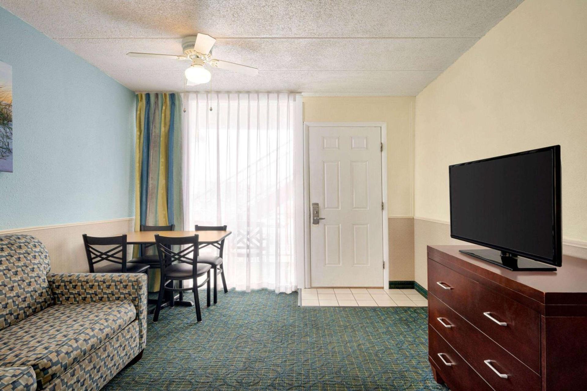 Sands Motel photo 19