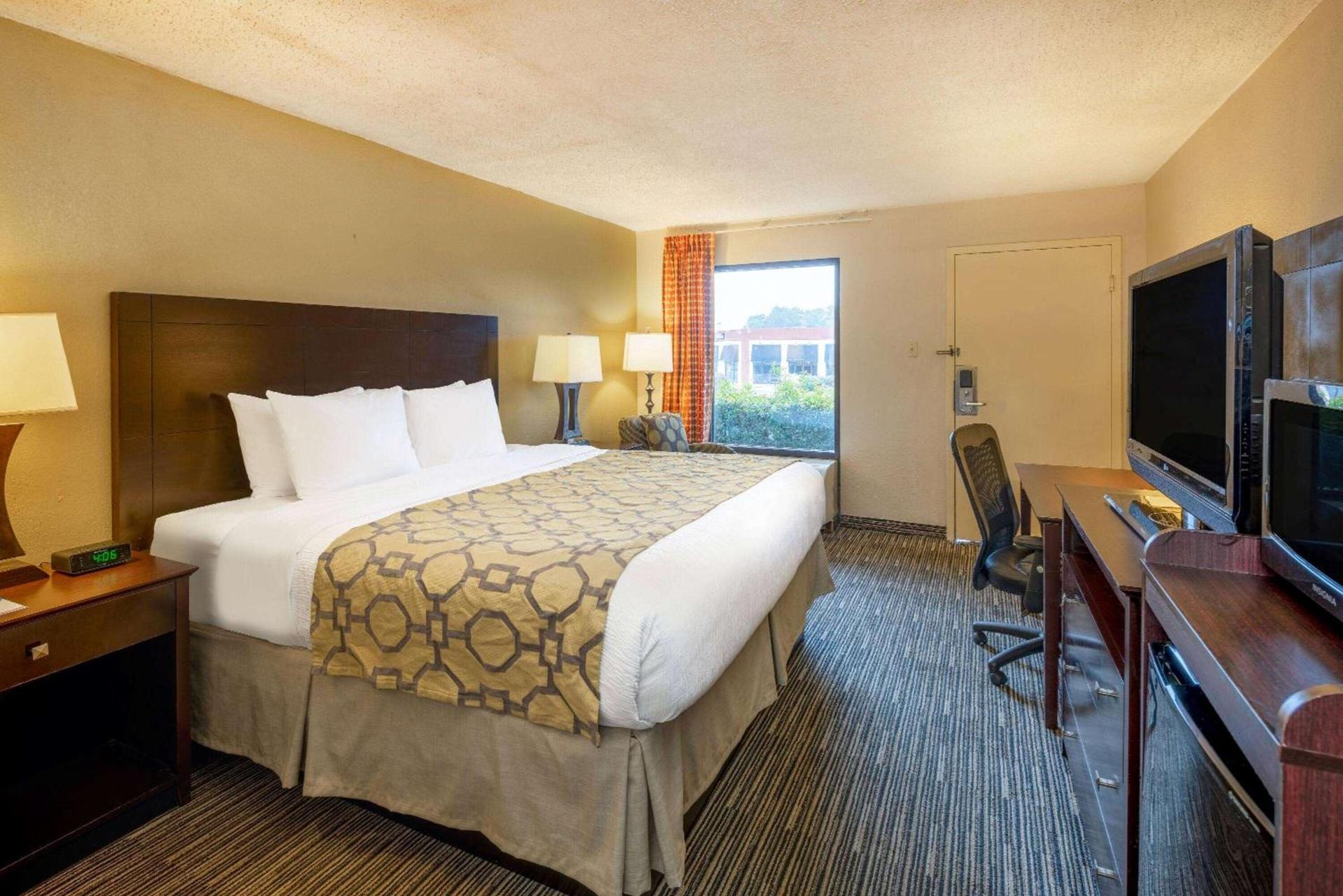 Park Inn by Radisson, Columbus State University Area photo 10