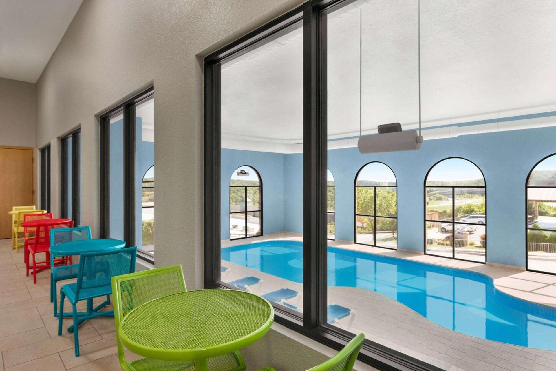 AmericInn by Wyndham Branson & Conference Center photo 10