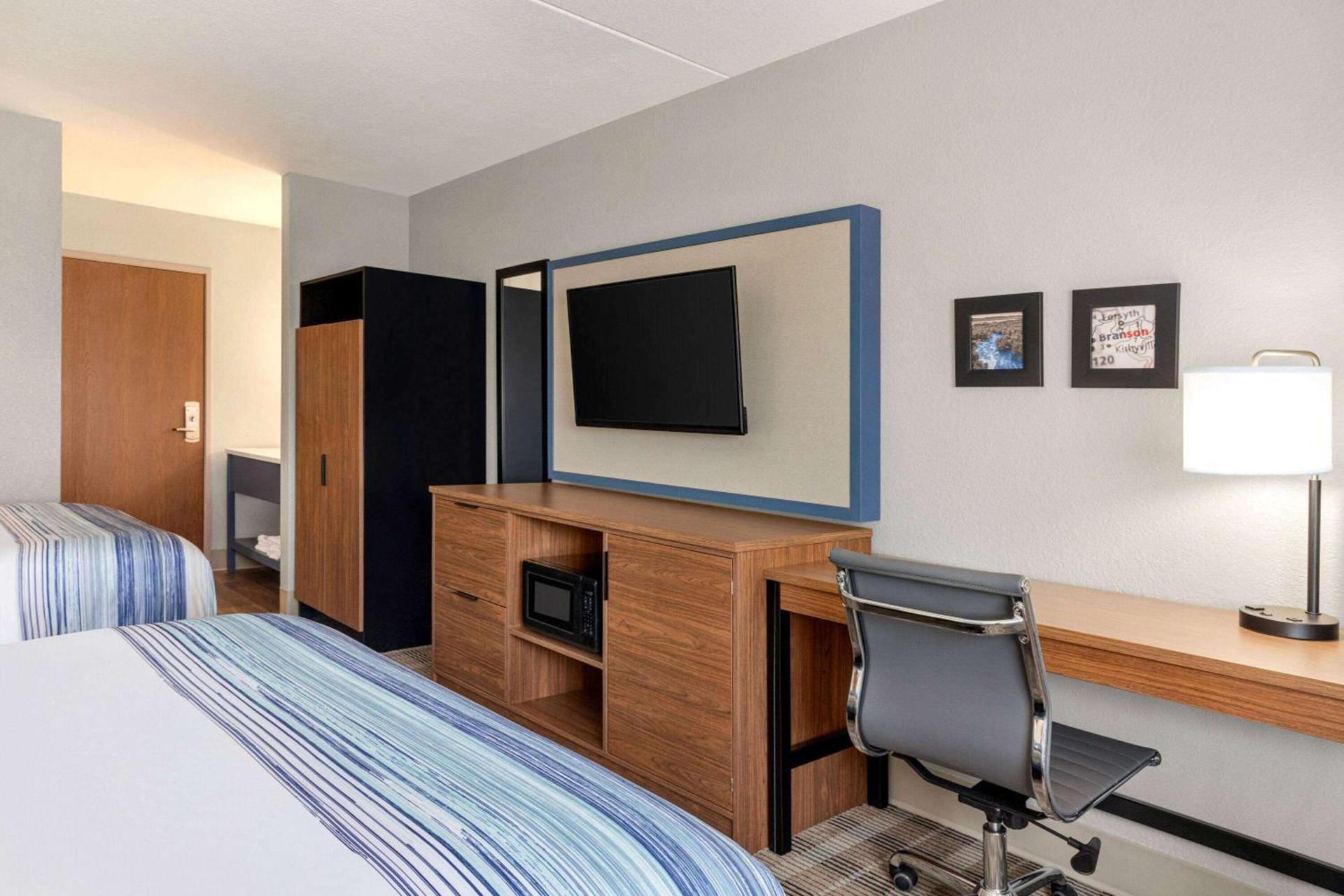 AmericInn by Wyndham Branson & Conference Center photo 26