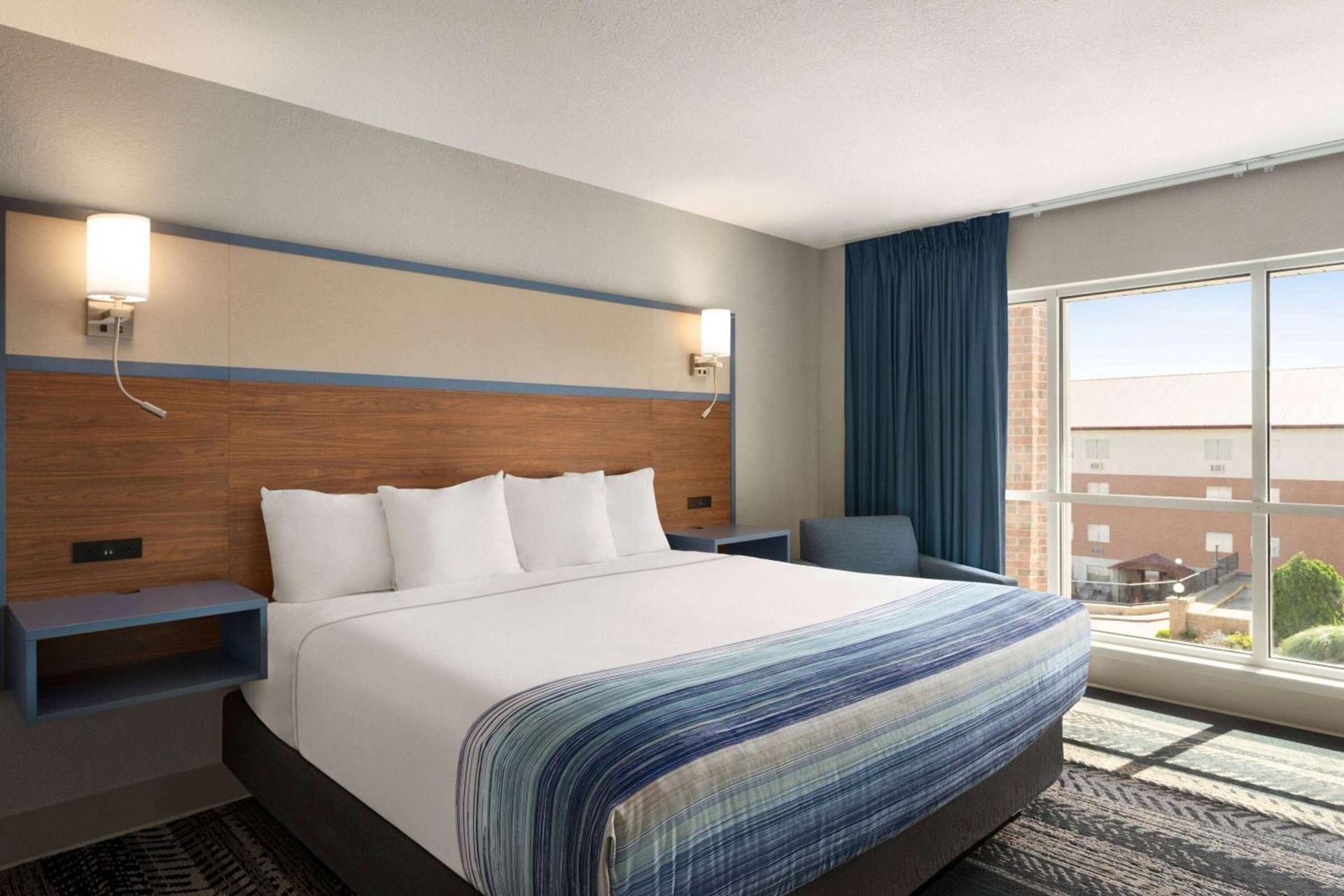 AmericInn by Wyndham Branson & Conference Center photo 31