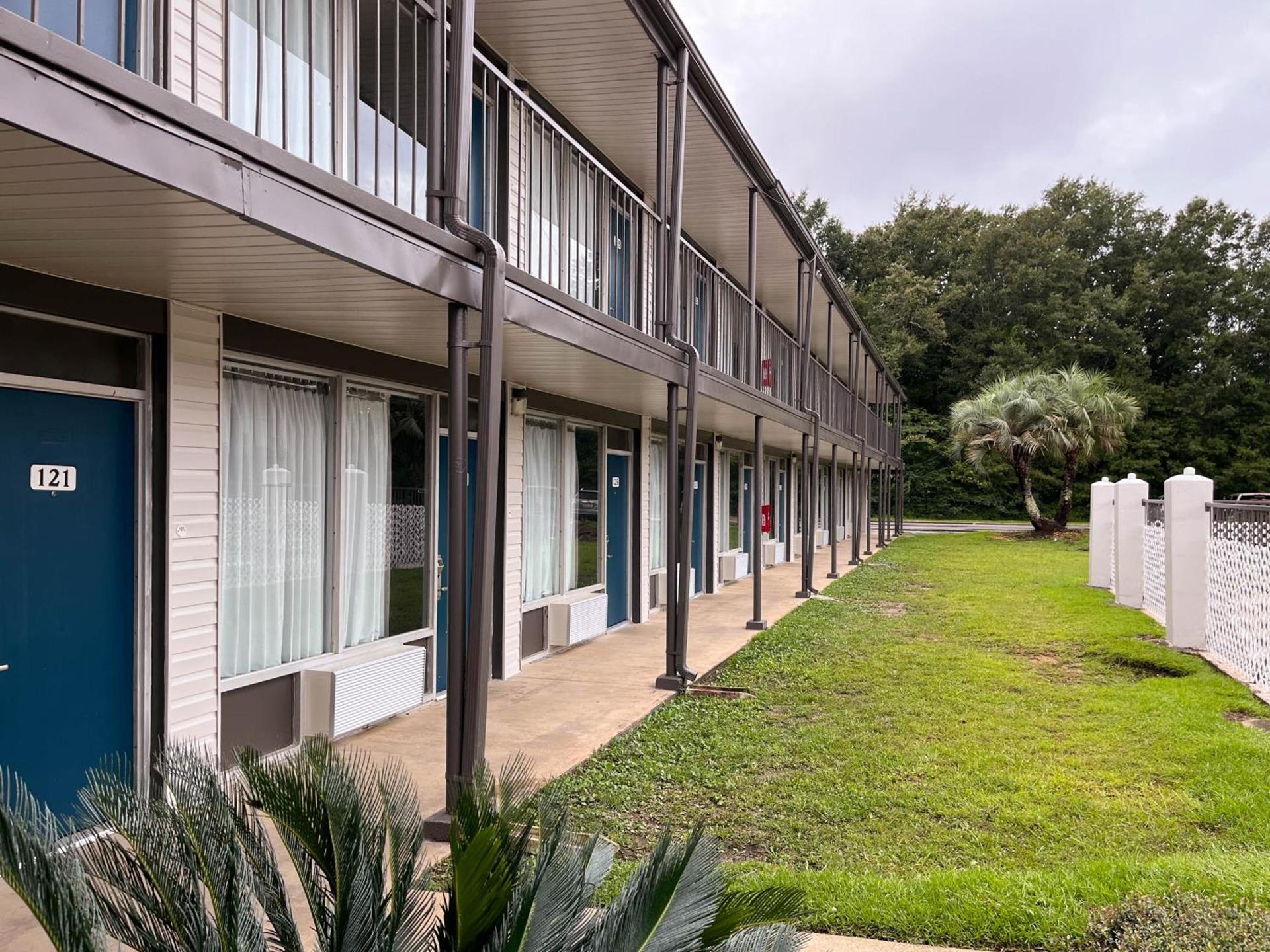Studio 6 Bay Minette AL photo 17