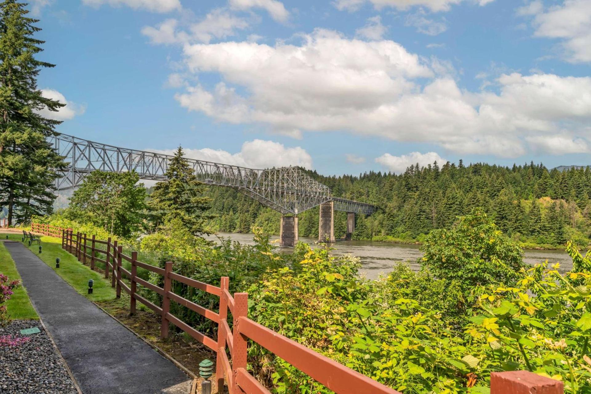 Best Western Plus Columbia River Inn photo 50