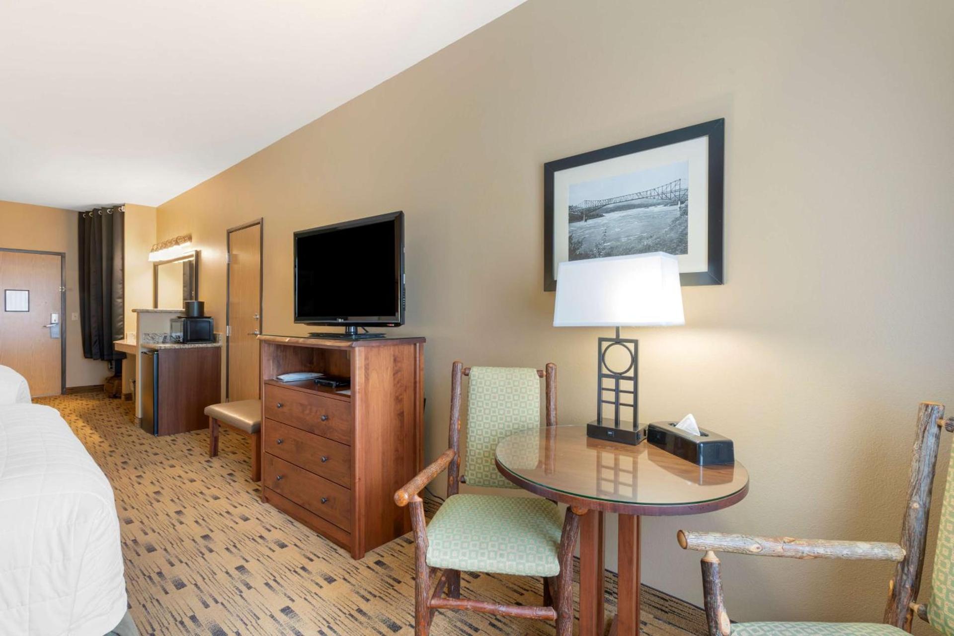 Best Western Plus Columbia River Inn photo 7