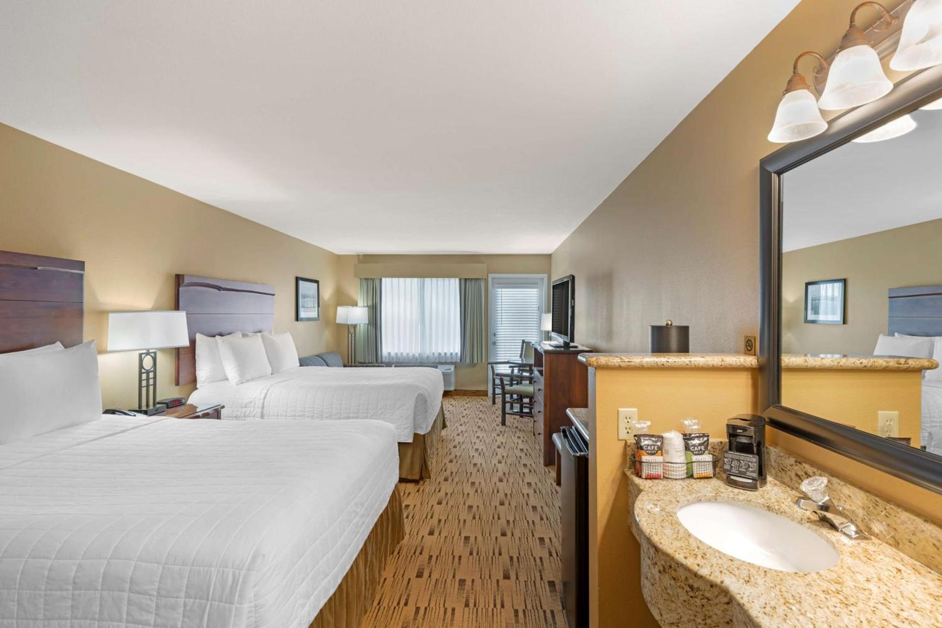 Best Western Plus Columbia River Inn photo 8