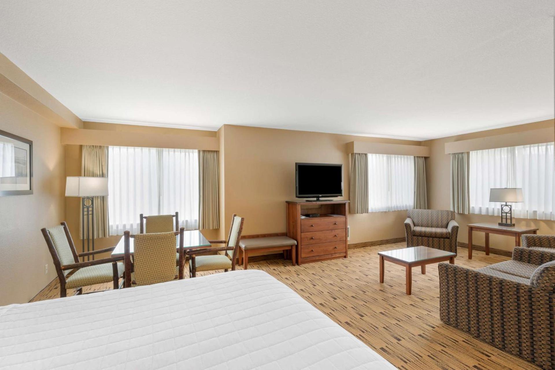 Best Western Plus Columbia River Inn photo 19