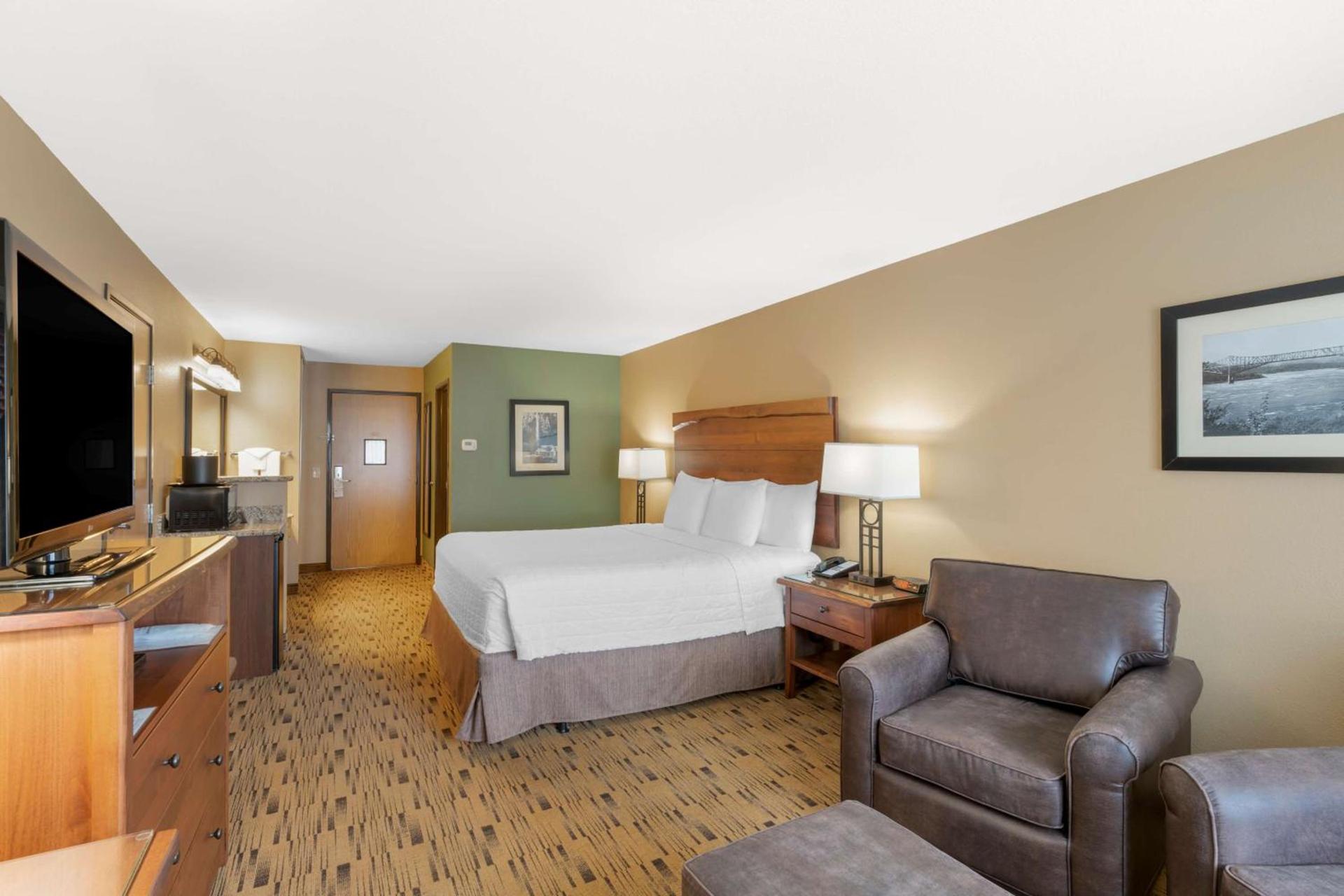 Best Western Plus Columbia River Inn photo 26