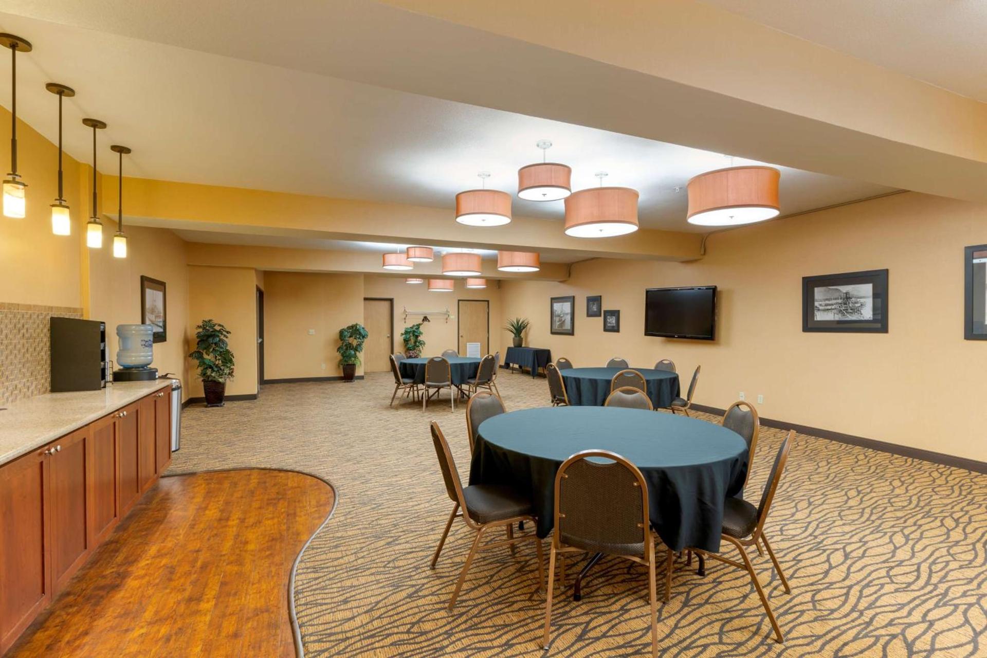 Best Western Plus Columbia River Inn photo 28