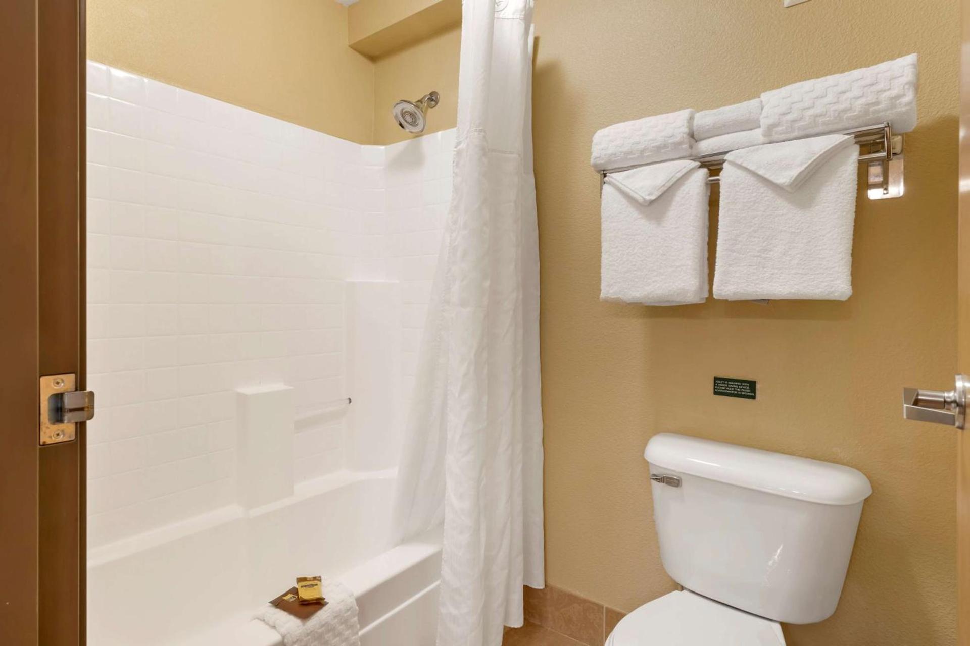 Best Western Plus Columbia River Inn photo 30