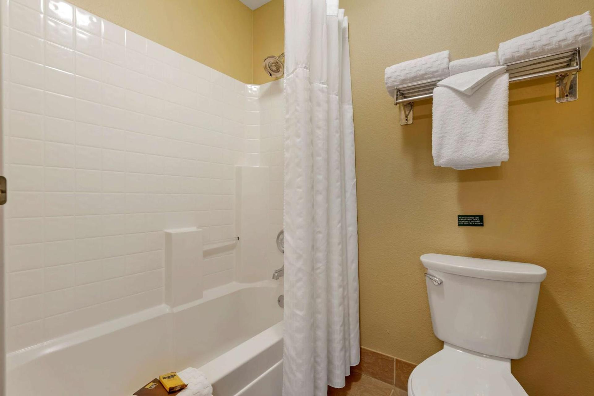 Best Western Plus Columbia River Inn photo 31