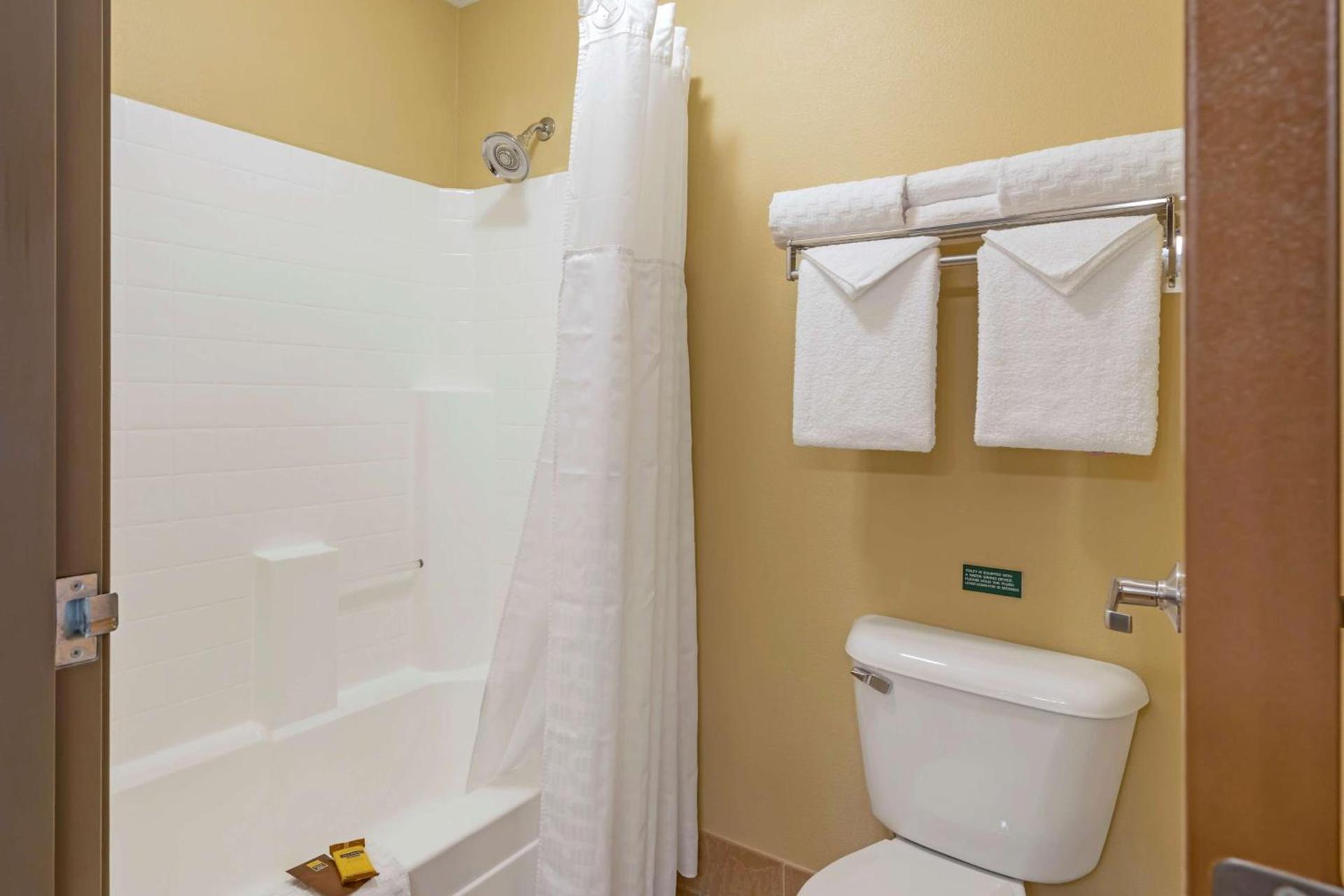 Best Western Plus Columbia River Inn photo 32