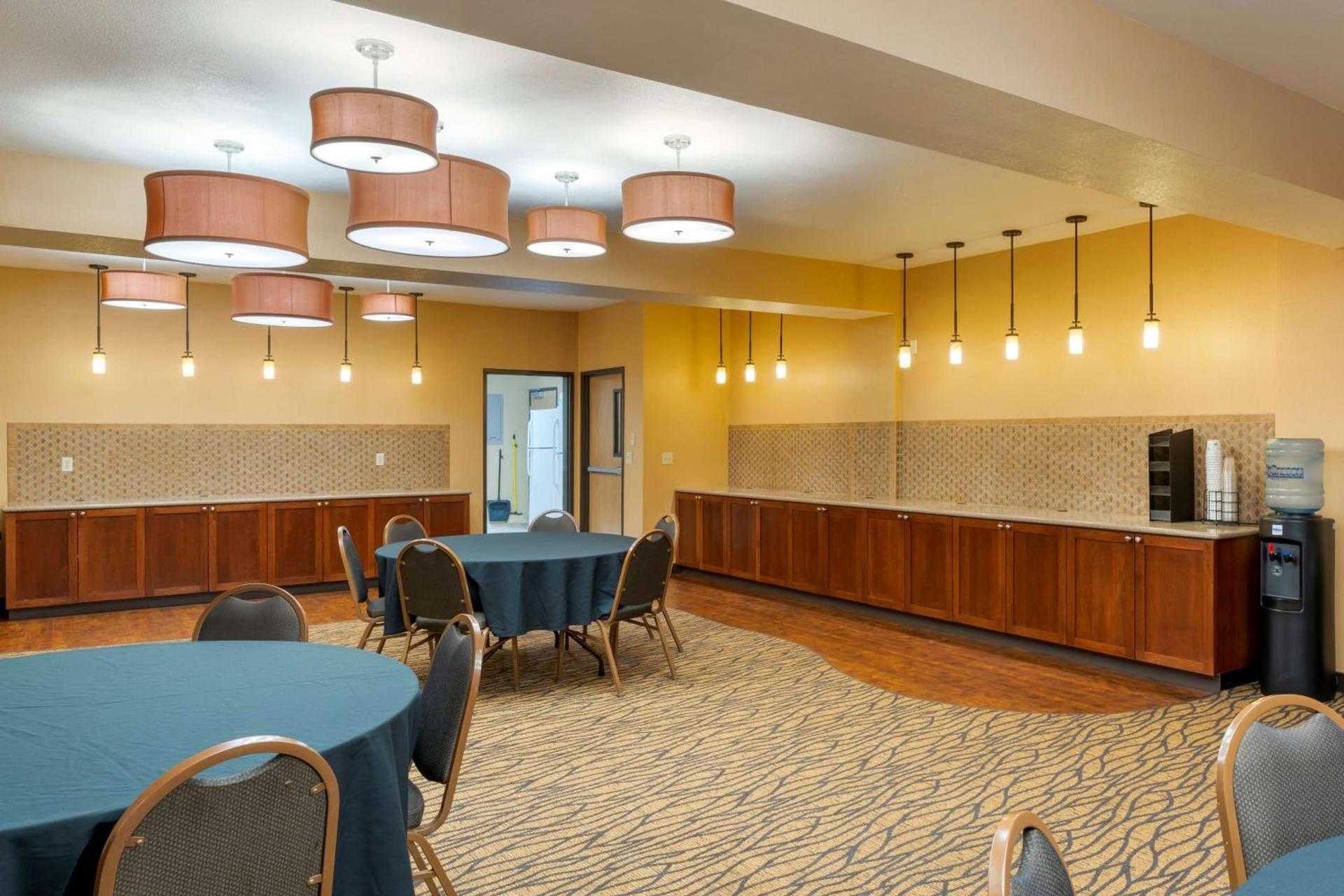 Best Western Plus Columbia River Inn photo 38