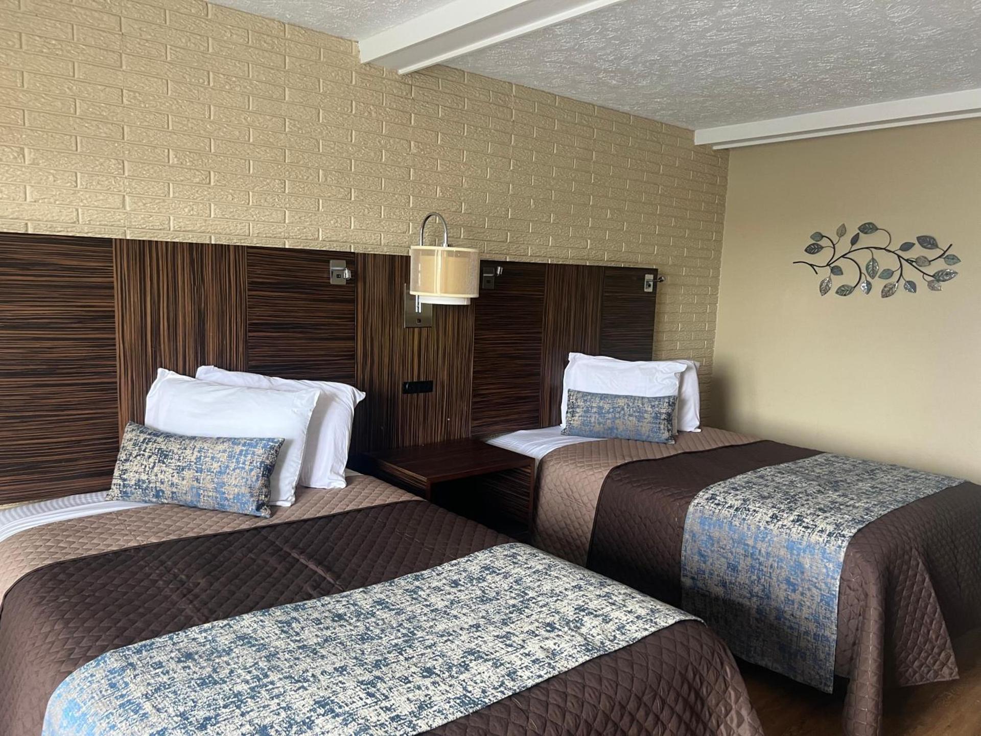 Towne inn photo 33