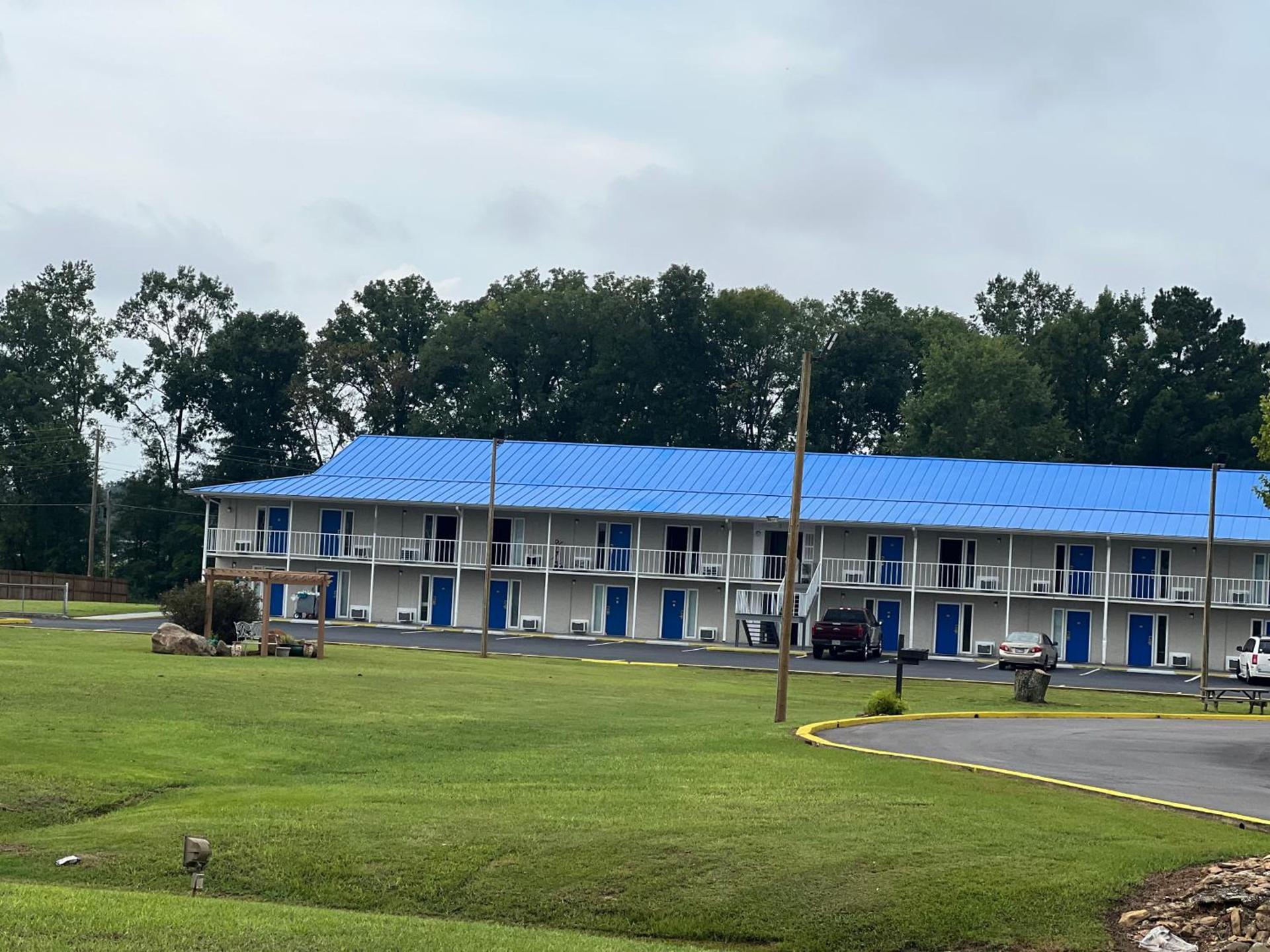Towne inn photo 35