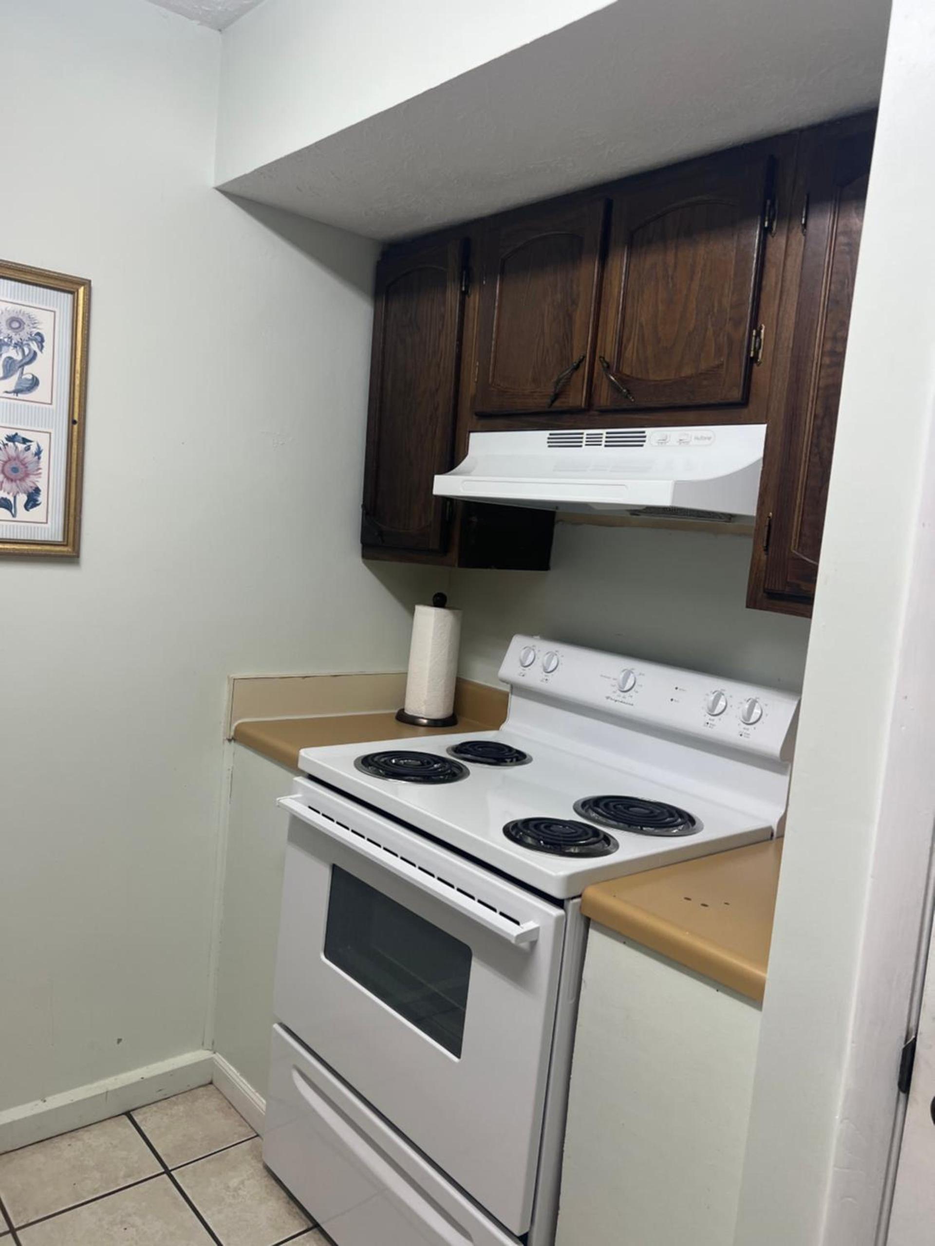 Towne inn photo 73