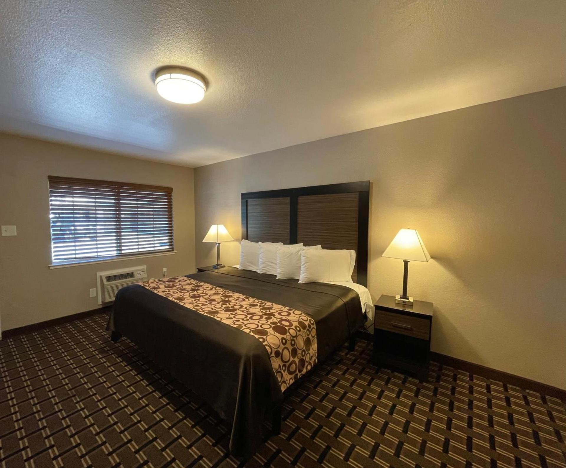 Beverly Lodge photo 30