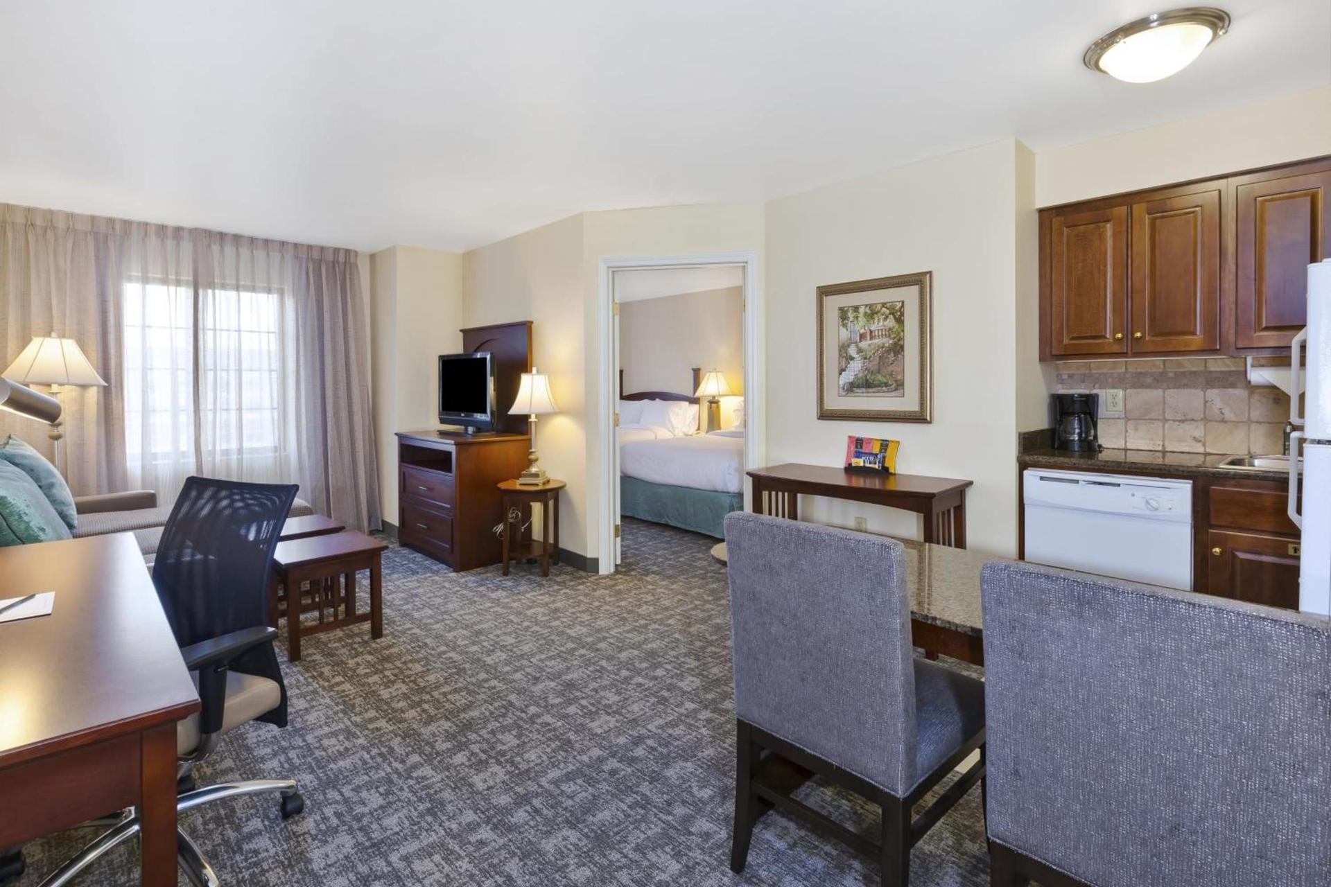 Staybridge Suites Lansing-Okemos by IHG photo 41