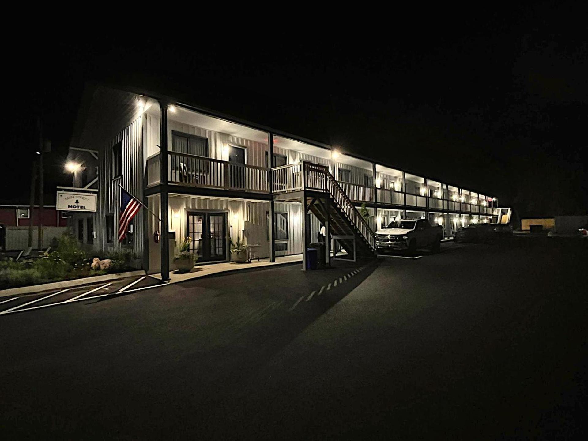 Main Street Motel photo 17