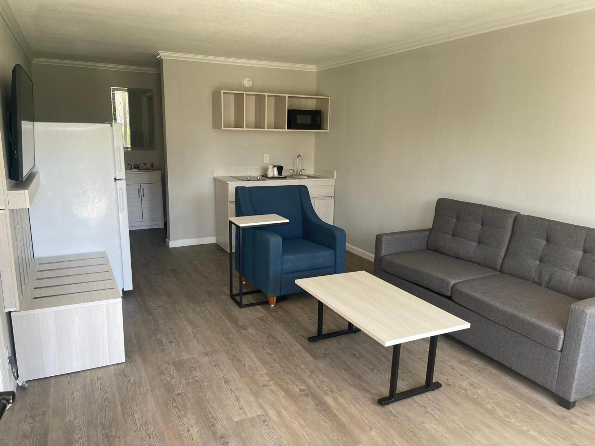 MainStay Suites Florence - Darlington photo 35