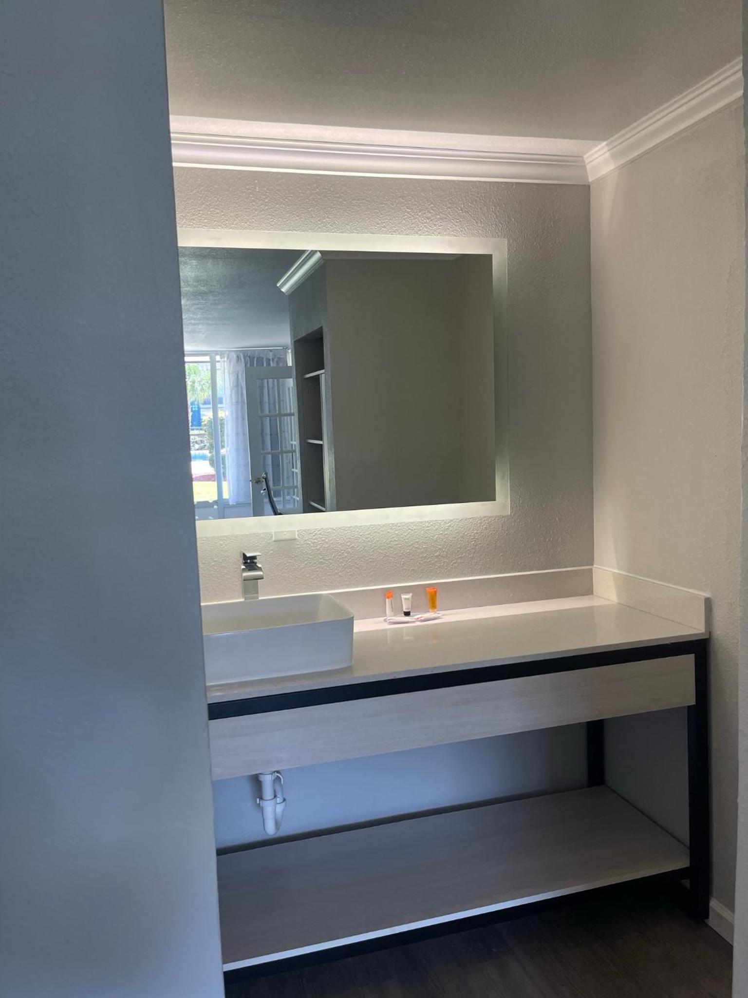 MainStay Suites Florence - Darlington photo 38