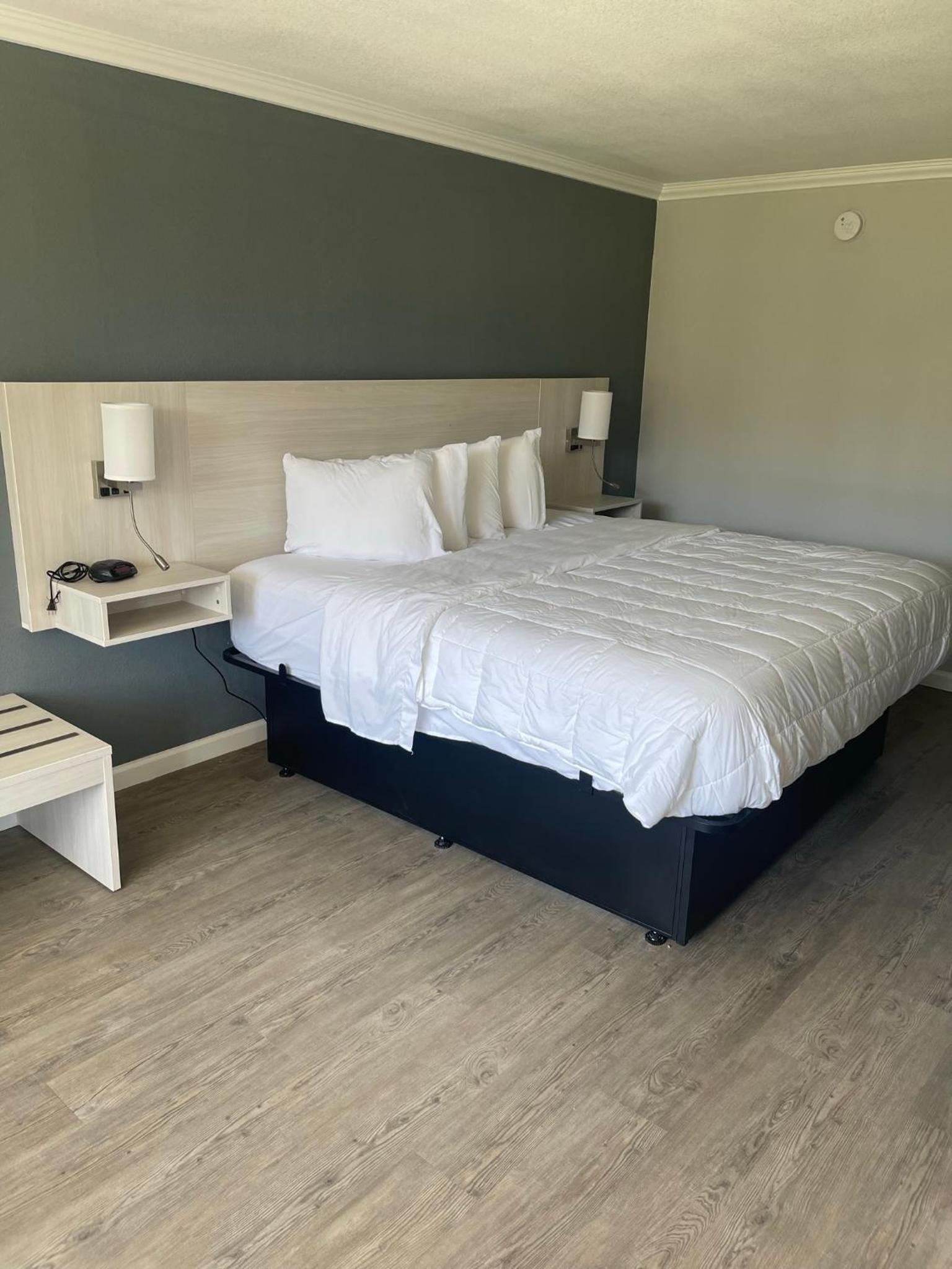 MainStay Suites Florence - Darlington photo 39