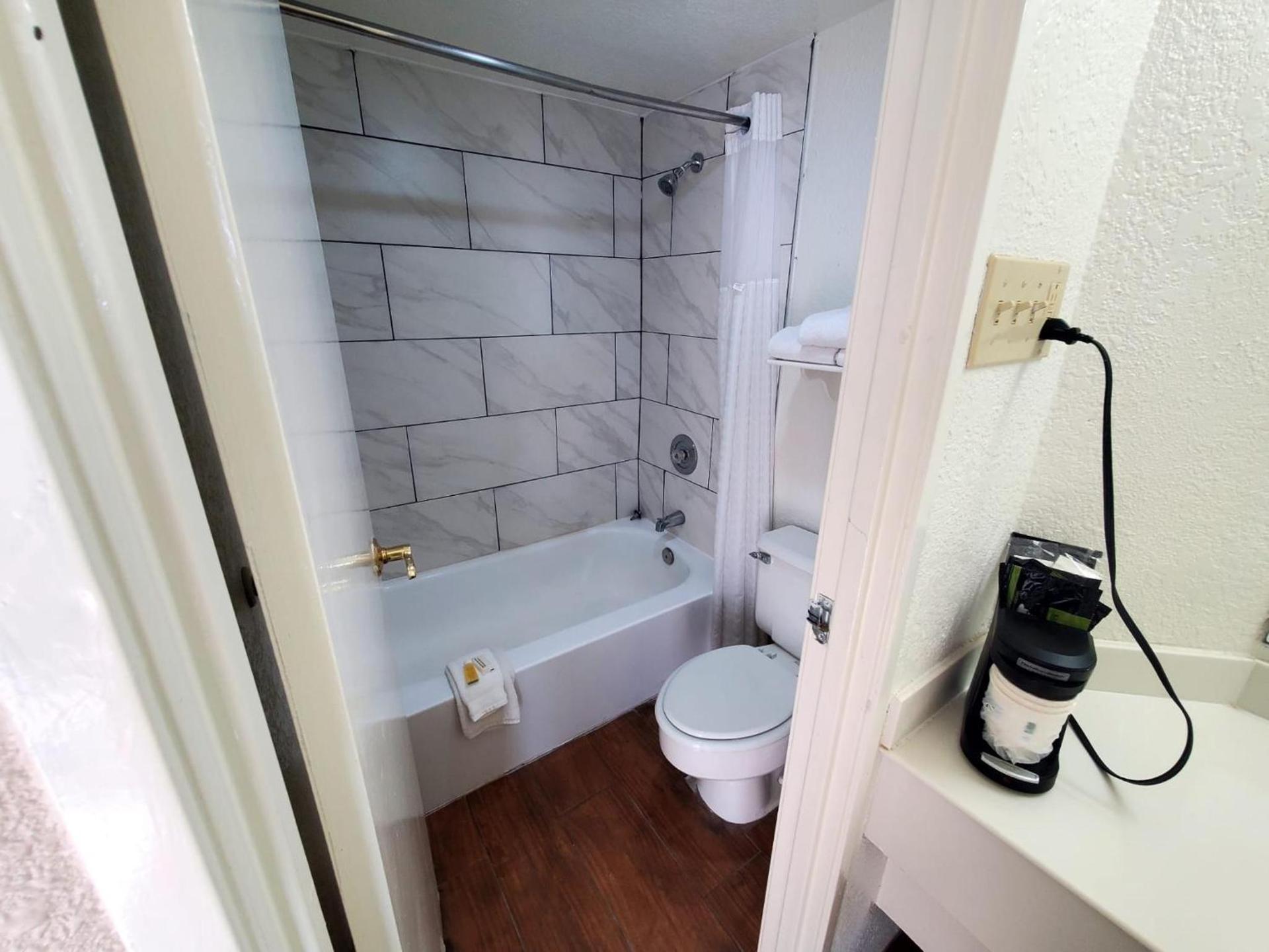 Baymont by Wyndham Abilene photo 16