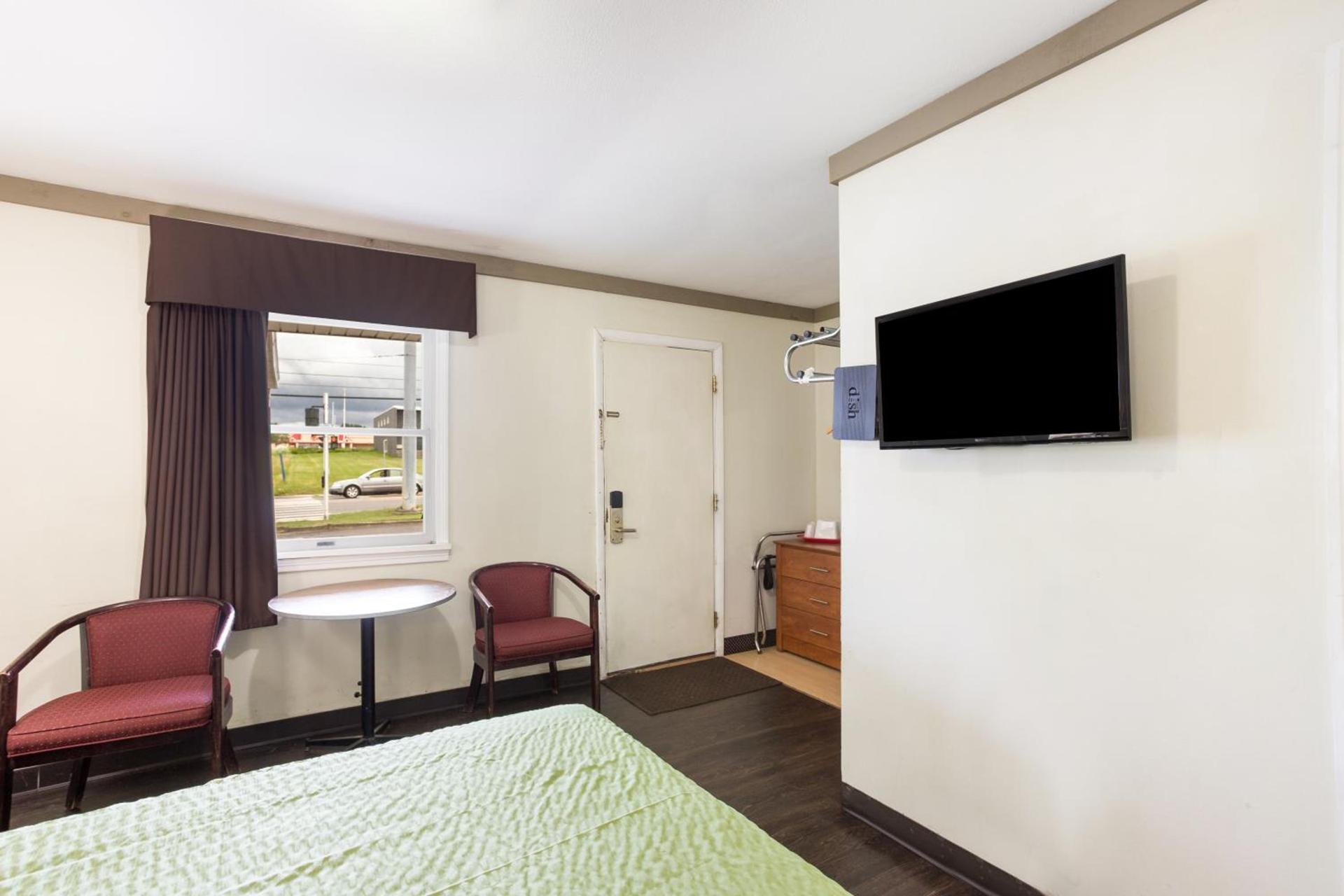 Malone Inn photo 11