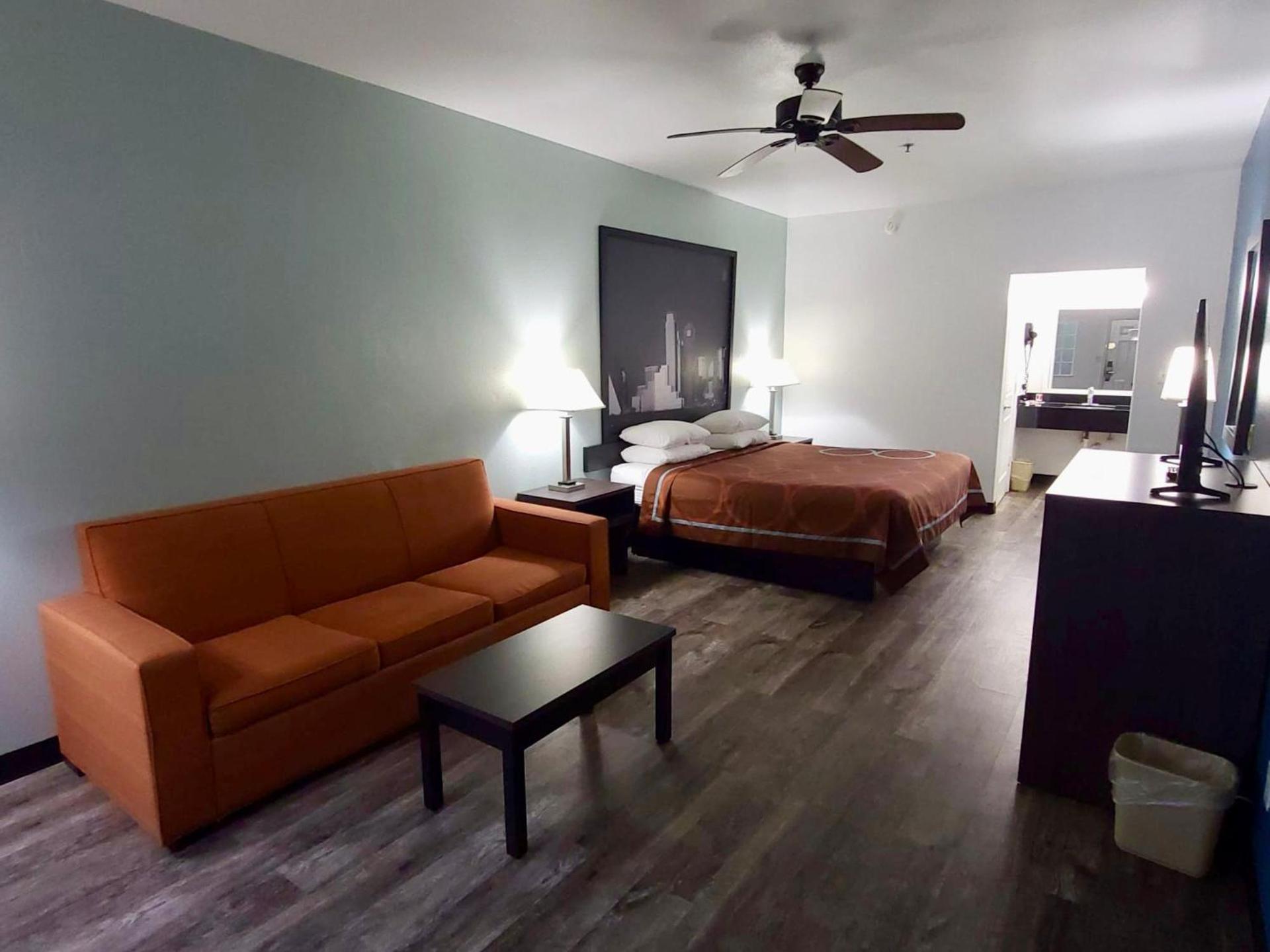 Scottish Inns & Suites Forney photo 24