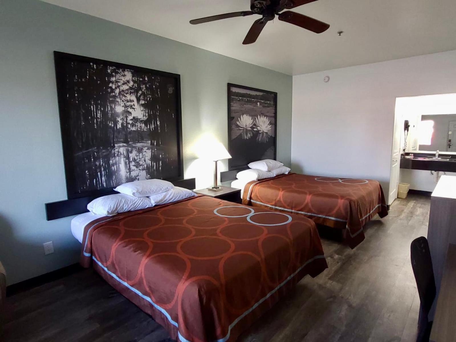Scottish Inns & Suites Forney photo 25