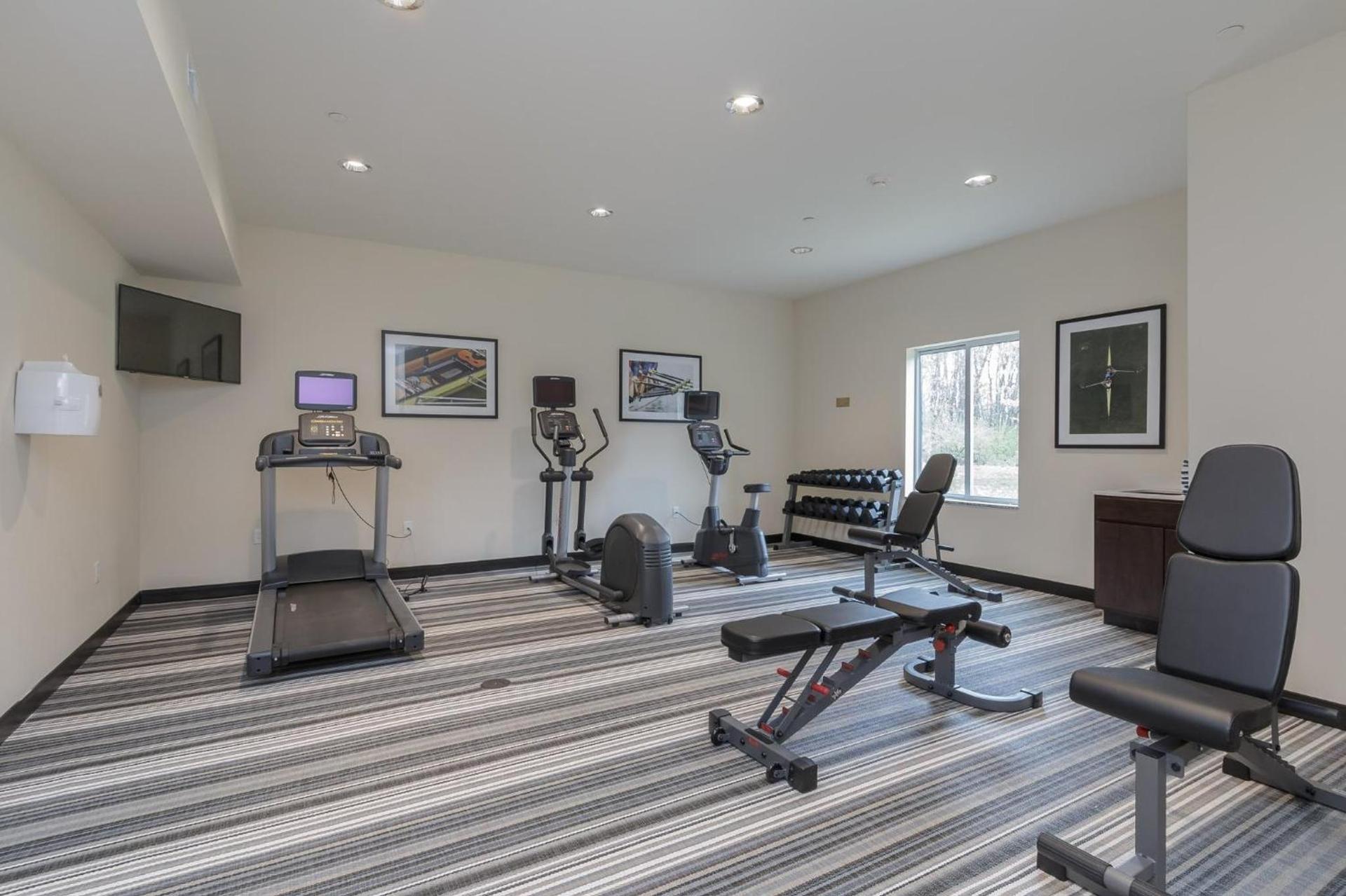 Candlewood Suites Mishawaka by IHG photo 24