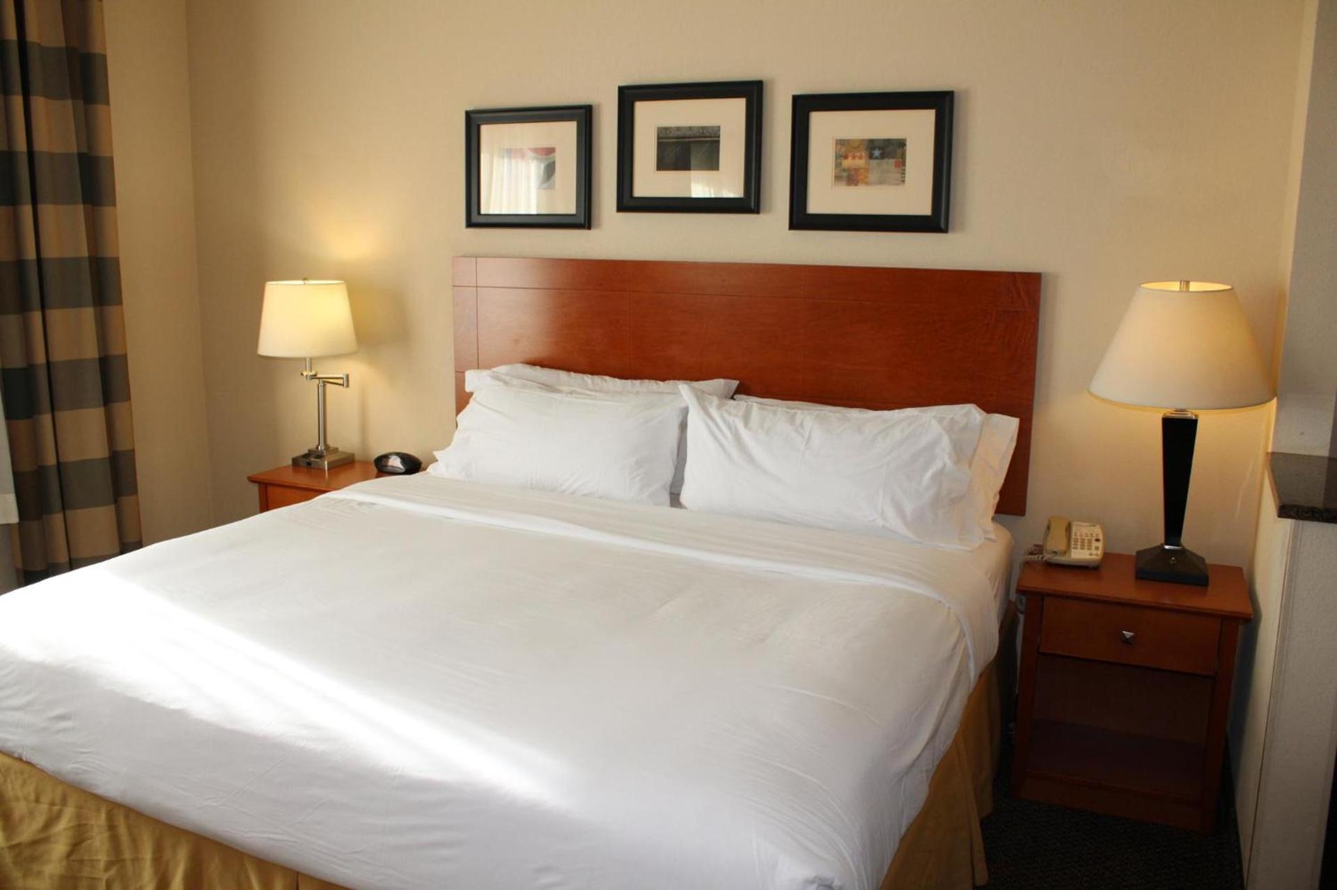 Holiday Inn Express Hotel Vernal by IHG photo 21