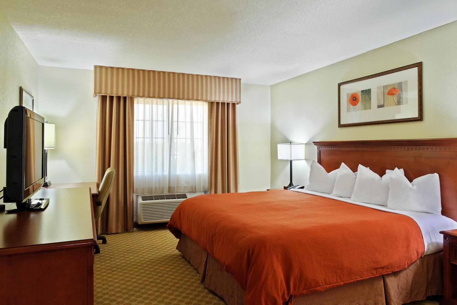 Garner Hotel Decatur - Forsyth by IHG photo 26
