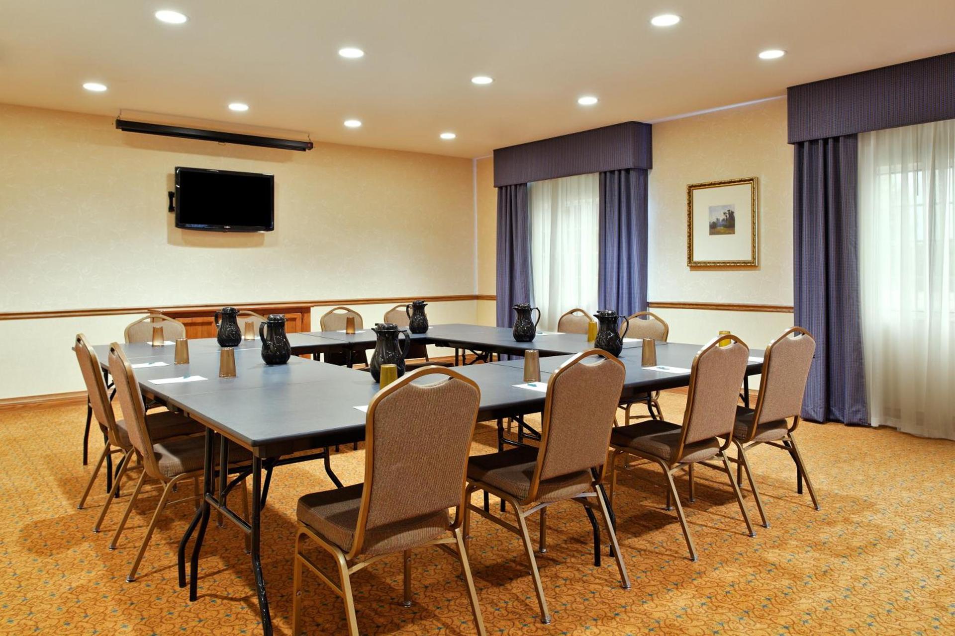 Garner Hotel Decatur - Forsyth by IHG photo 32
