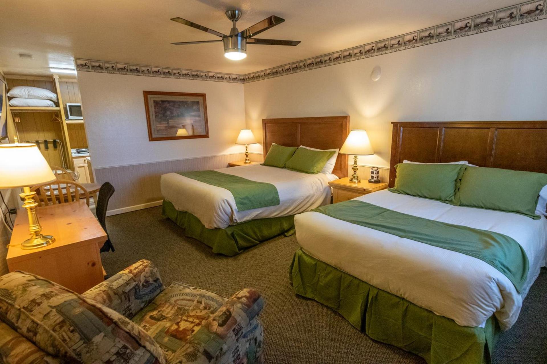 June Lake Motel photo 12