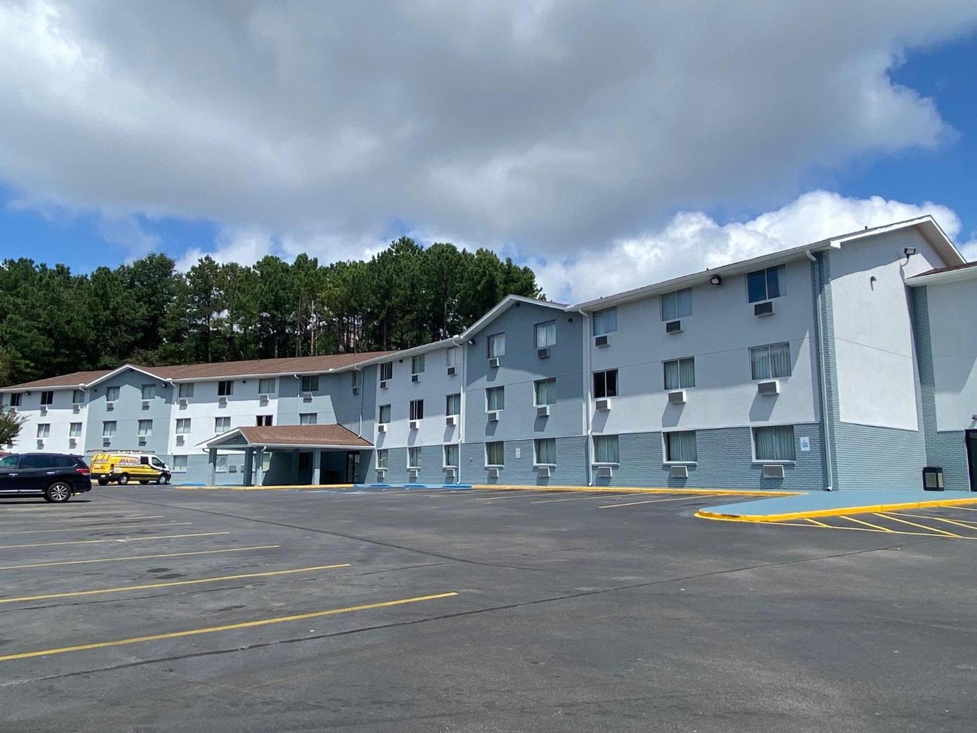 Super 8 by Wyndham Homewood Birmingham Area photo 46